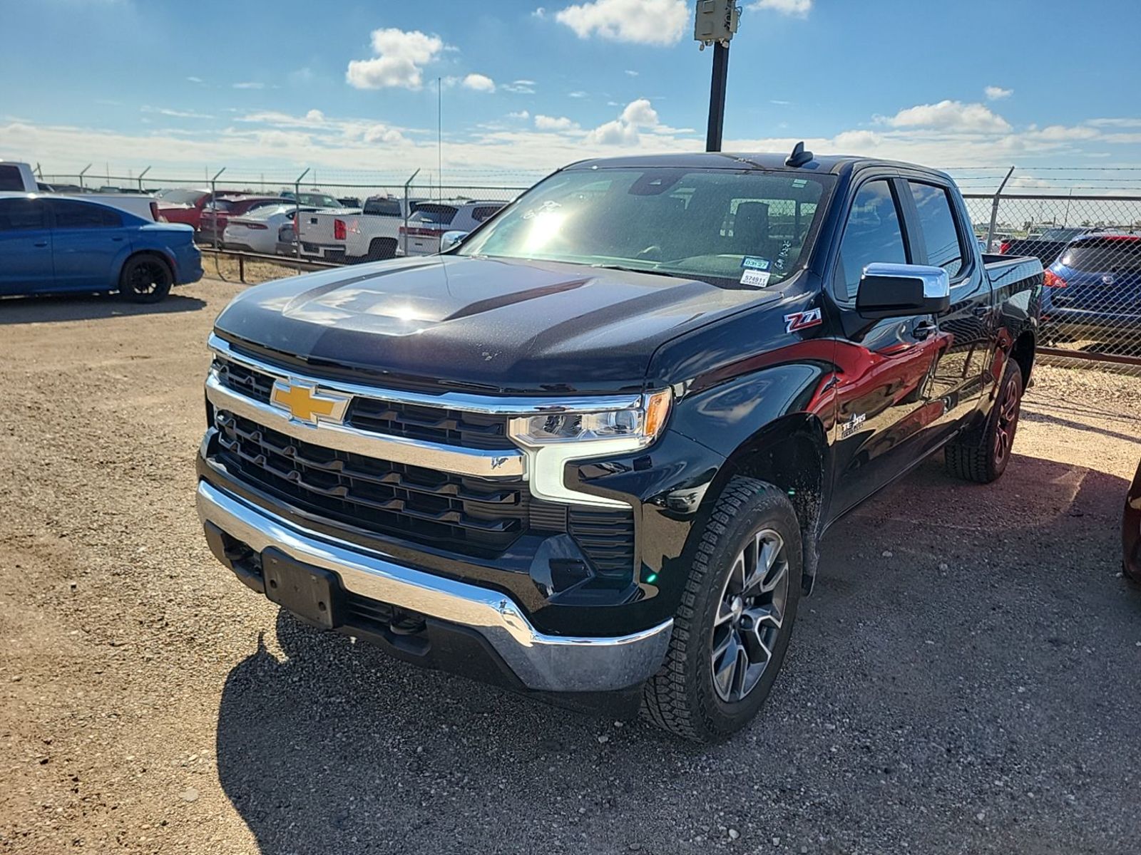 2024 Chevrolet Silverado 1500  LT AWD