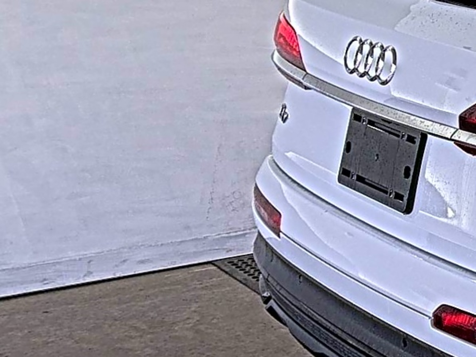 2020 Audi Q7  Premium Plus AWD