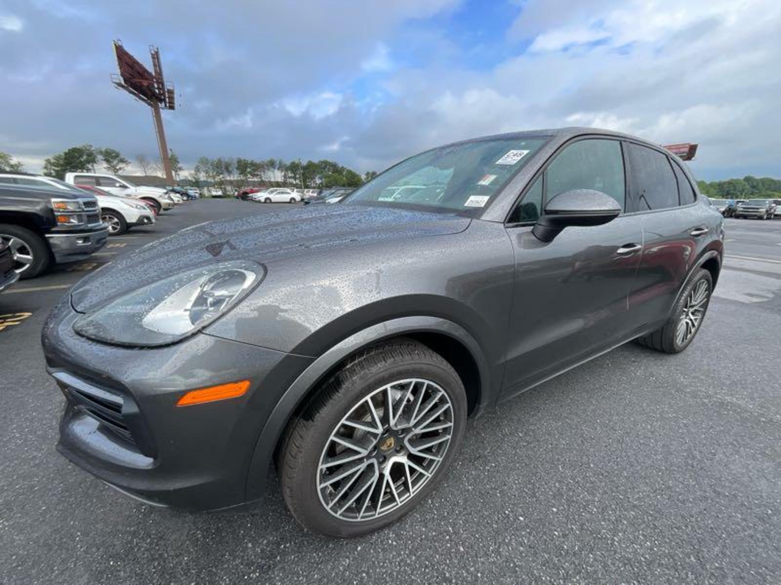 2019 Porsche cayenne   AWD