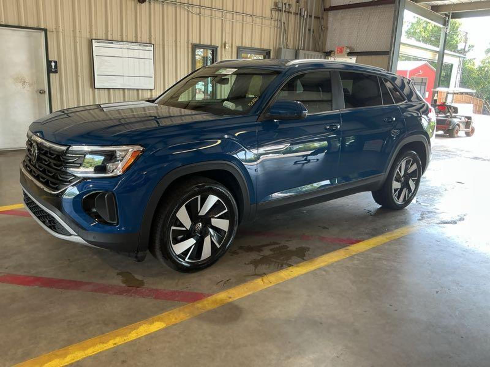 2026 Volkswagen Atlas Cross Sport   AWD