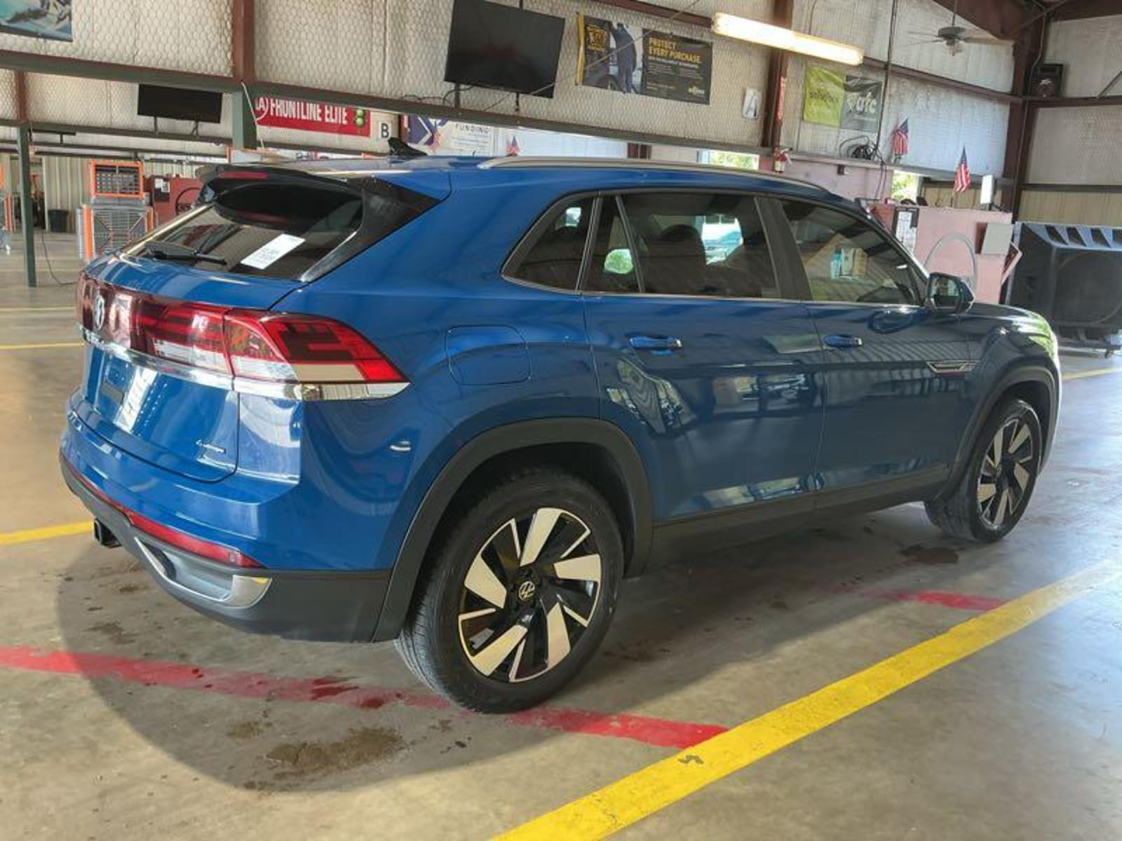 2026 Volkswagen Atlas Cross Sport   AWD
