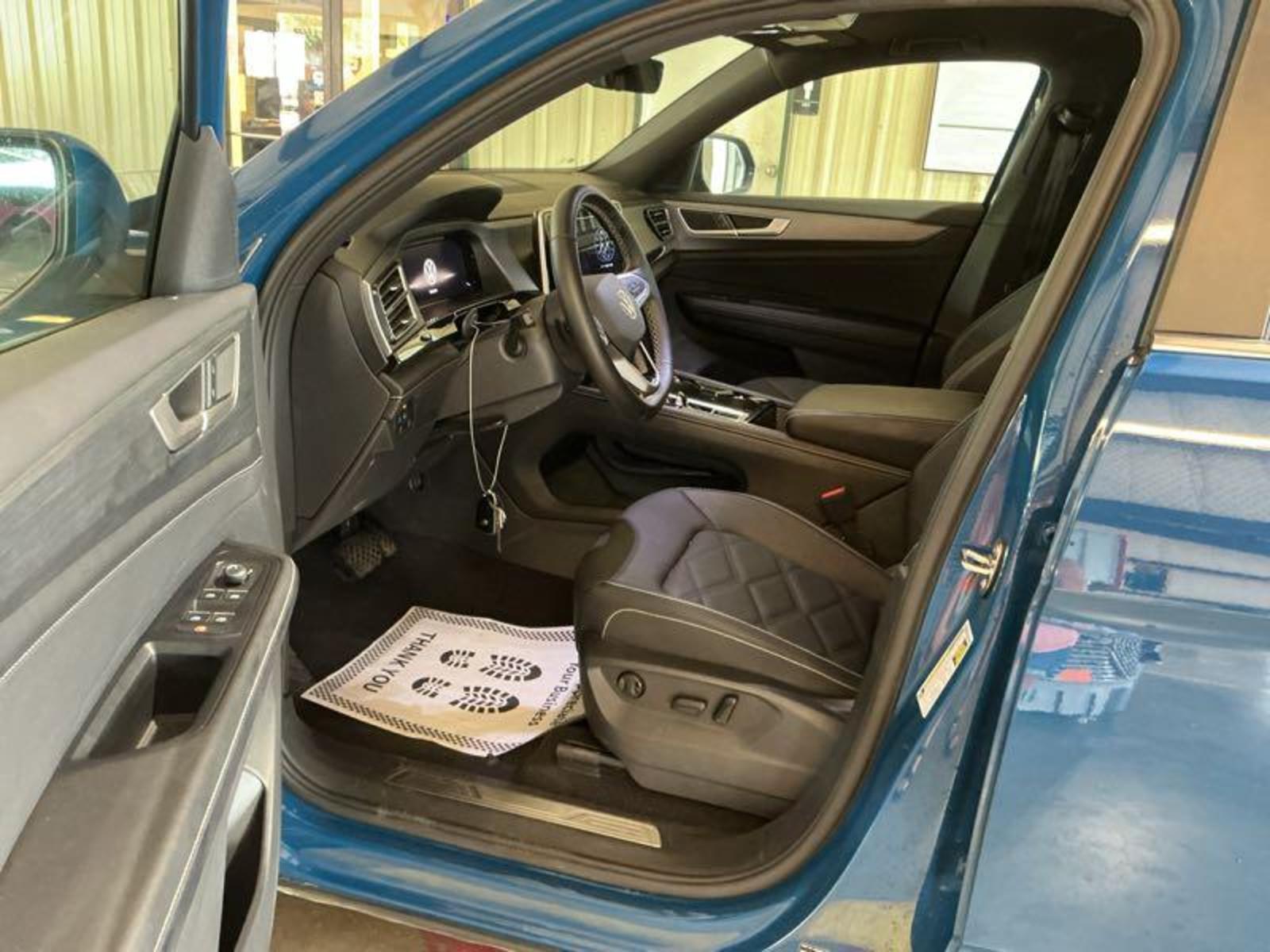 2026 Volkswagen Atlas Cross Sport   AWD