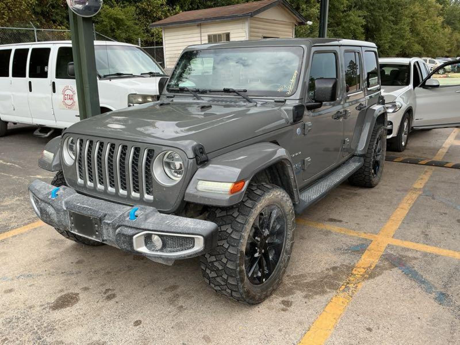 2022 Jeep Wrangler   AWD