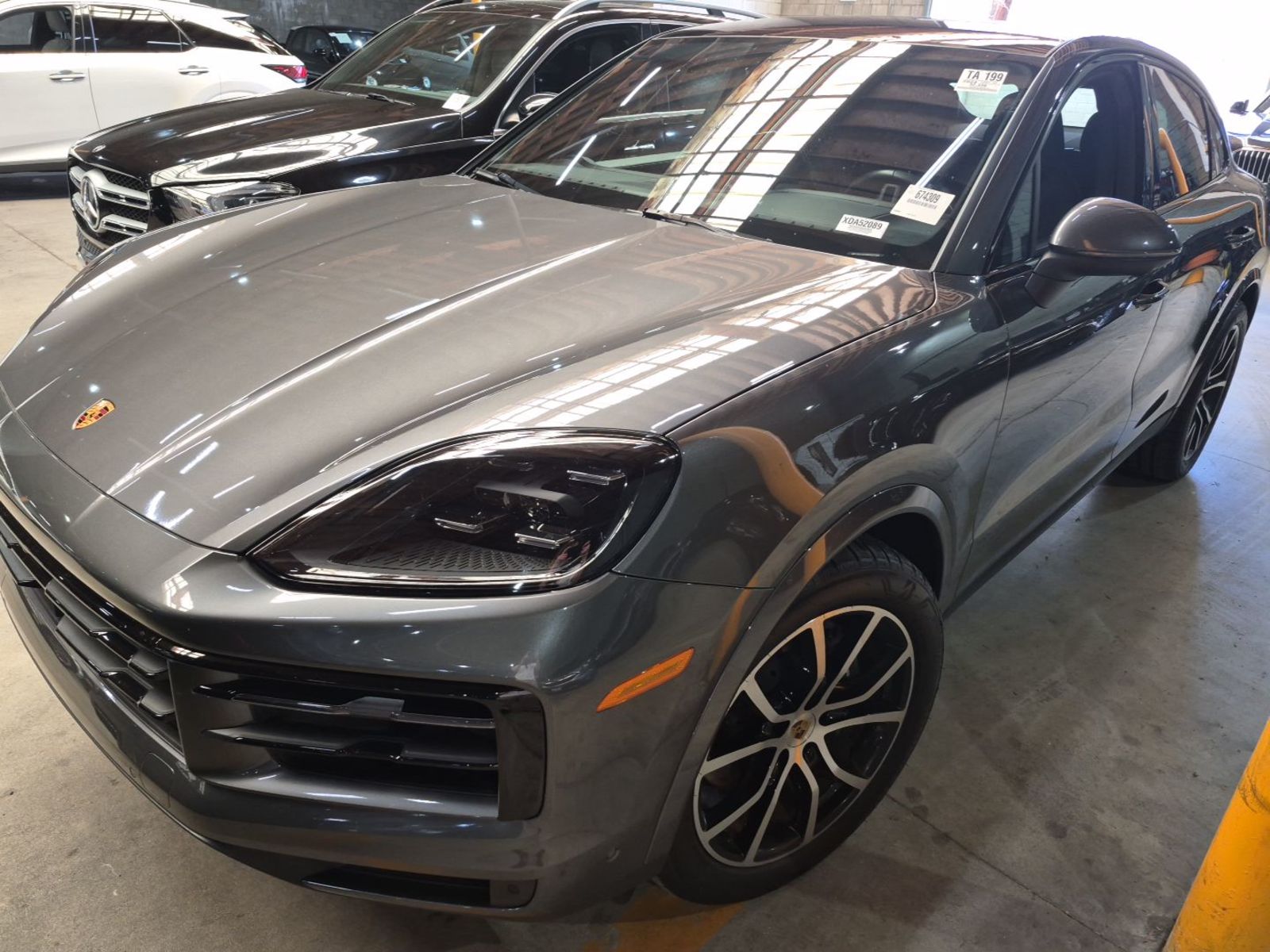 2024 Porsche cayenne   AWD