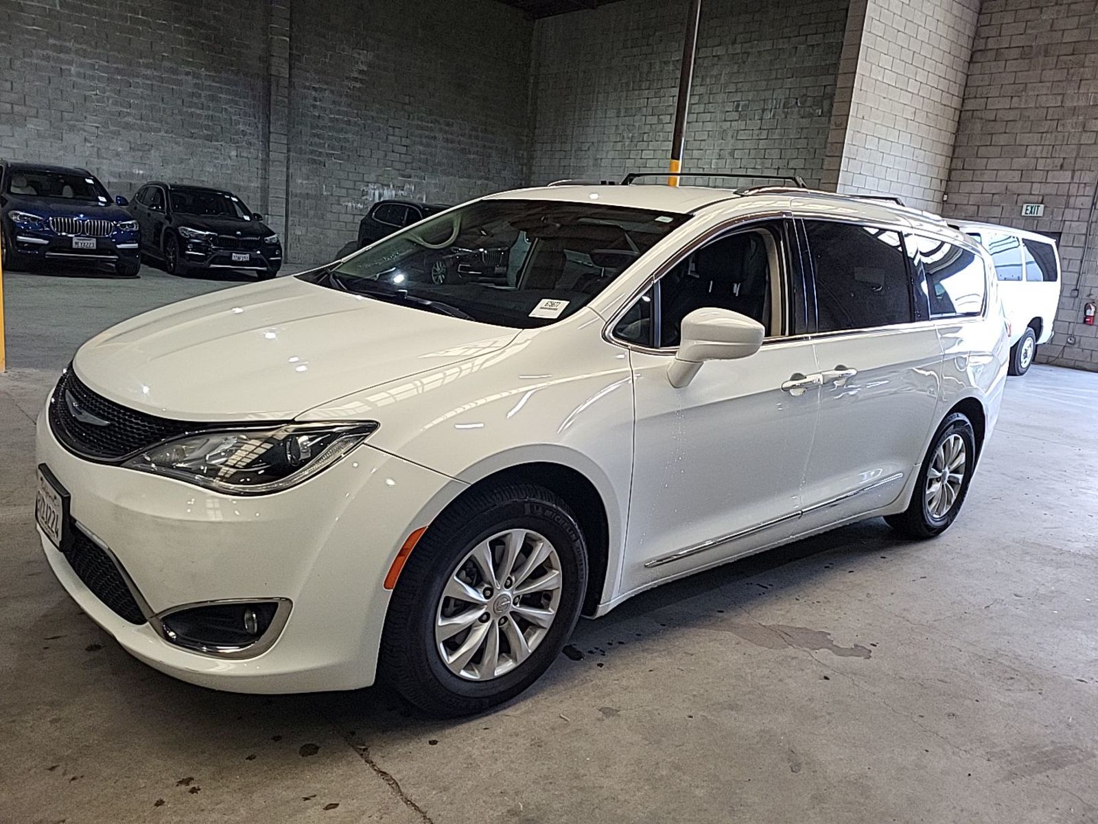 2019 Chrysler Pacifica  Touring L FWD