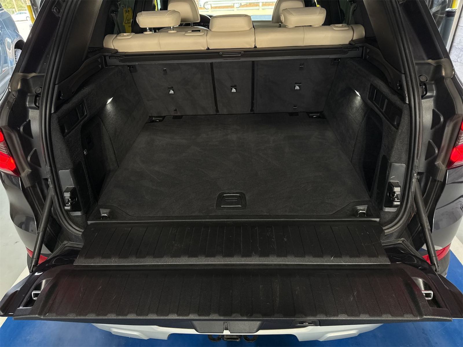 2021 BMW X5  sDrive40i RWD