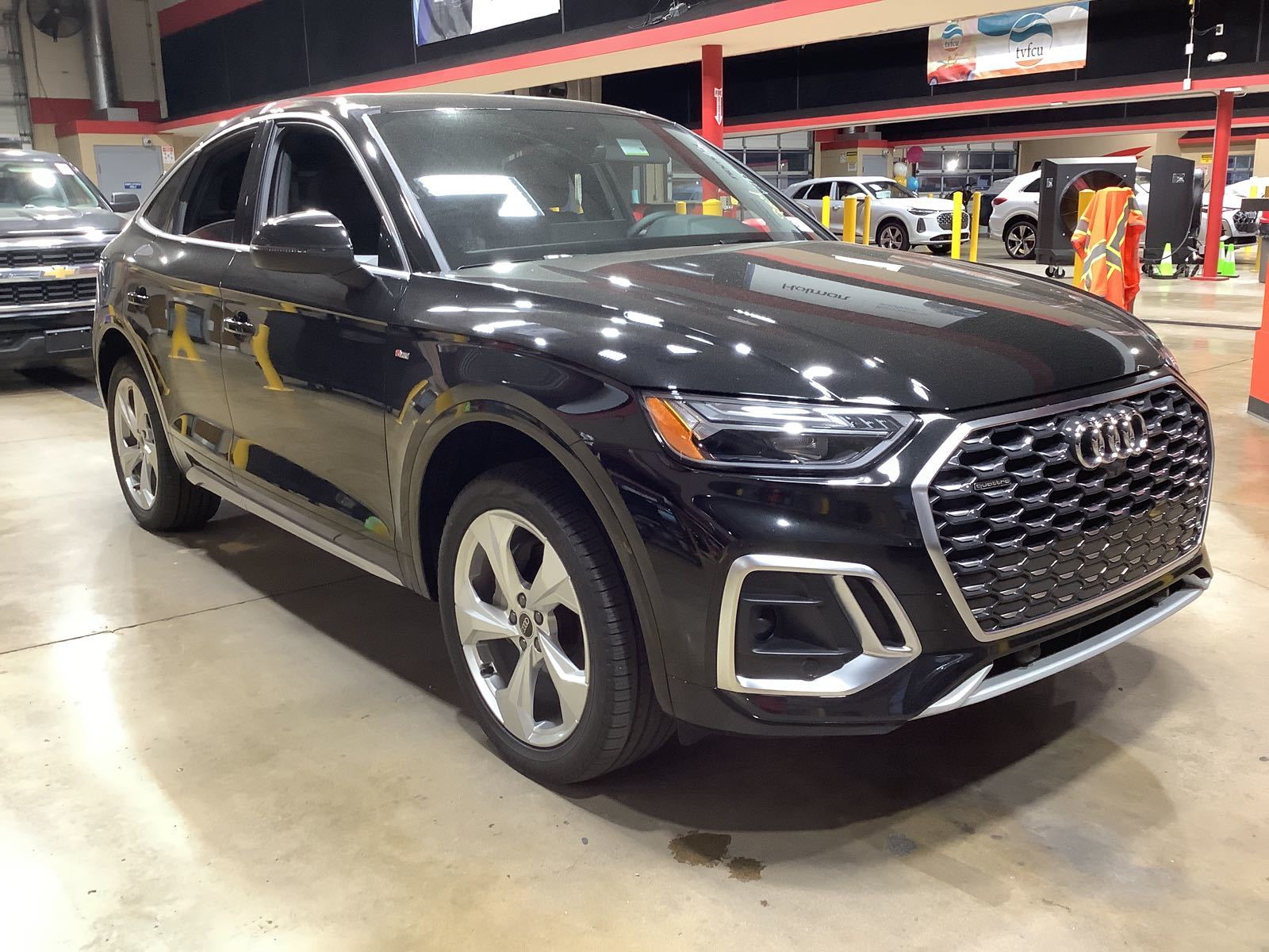 2025 Audi Q5   AWD