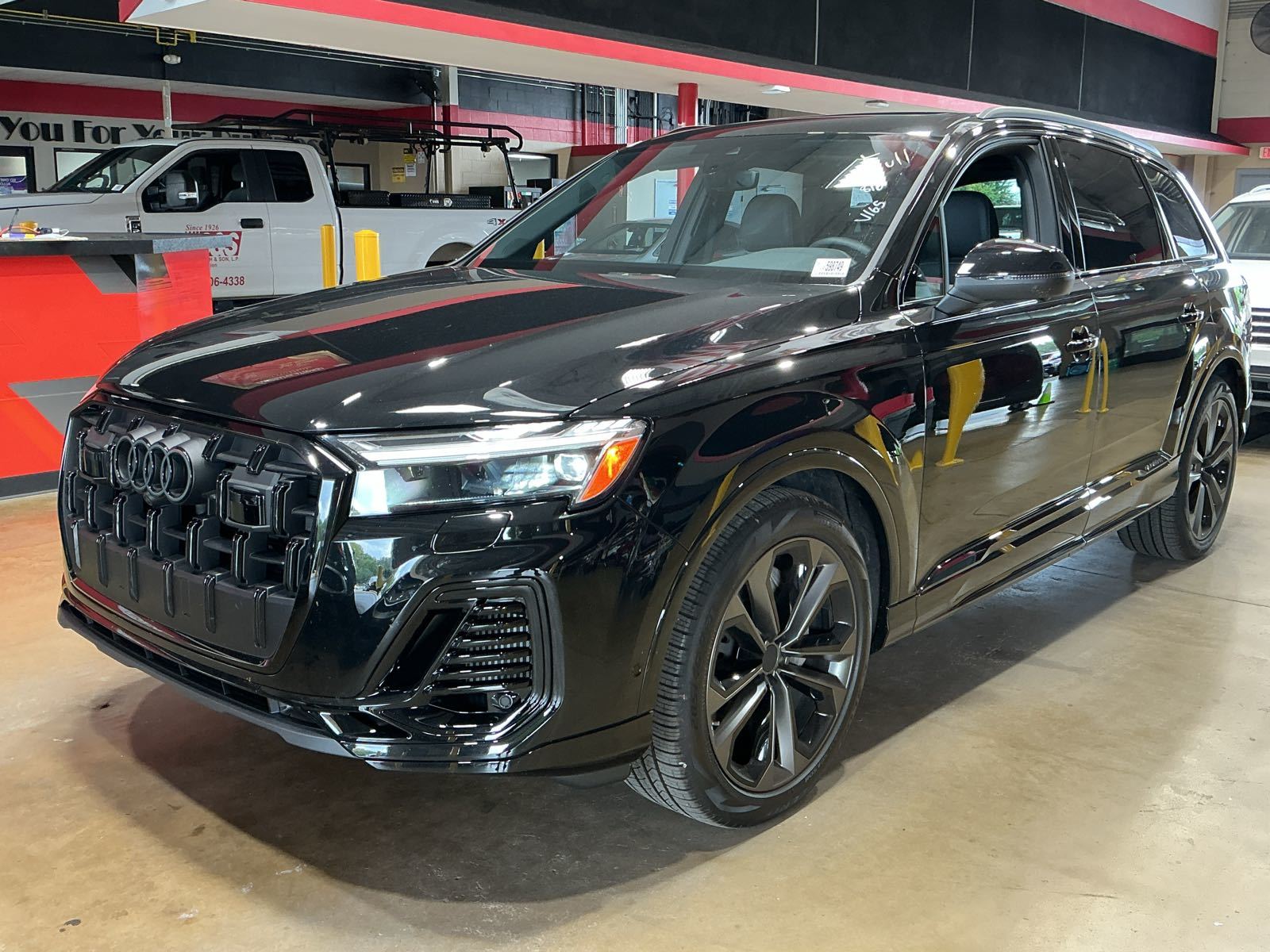 2026 Audi Q7   AWD