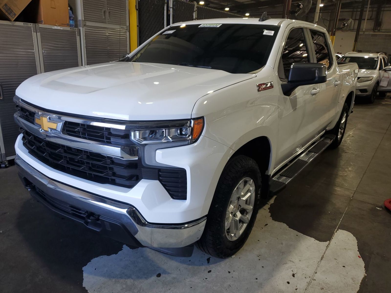 2025 Chevrolet Silverado 1500  LT AWD