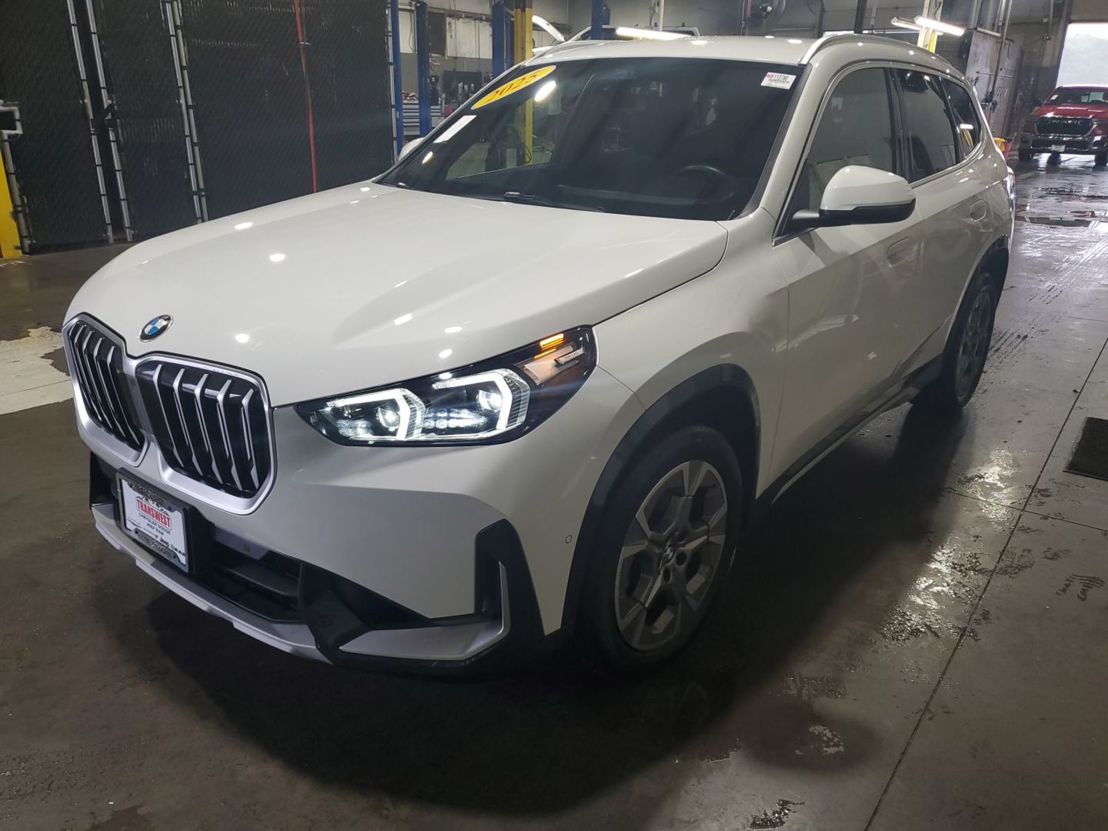 2025 BMW X1  XDrive28i AWD