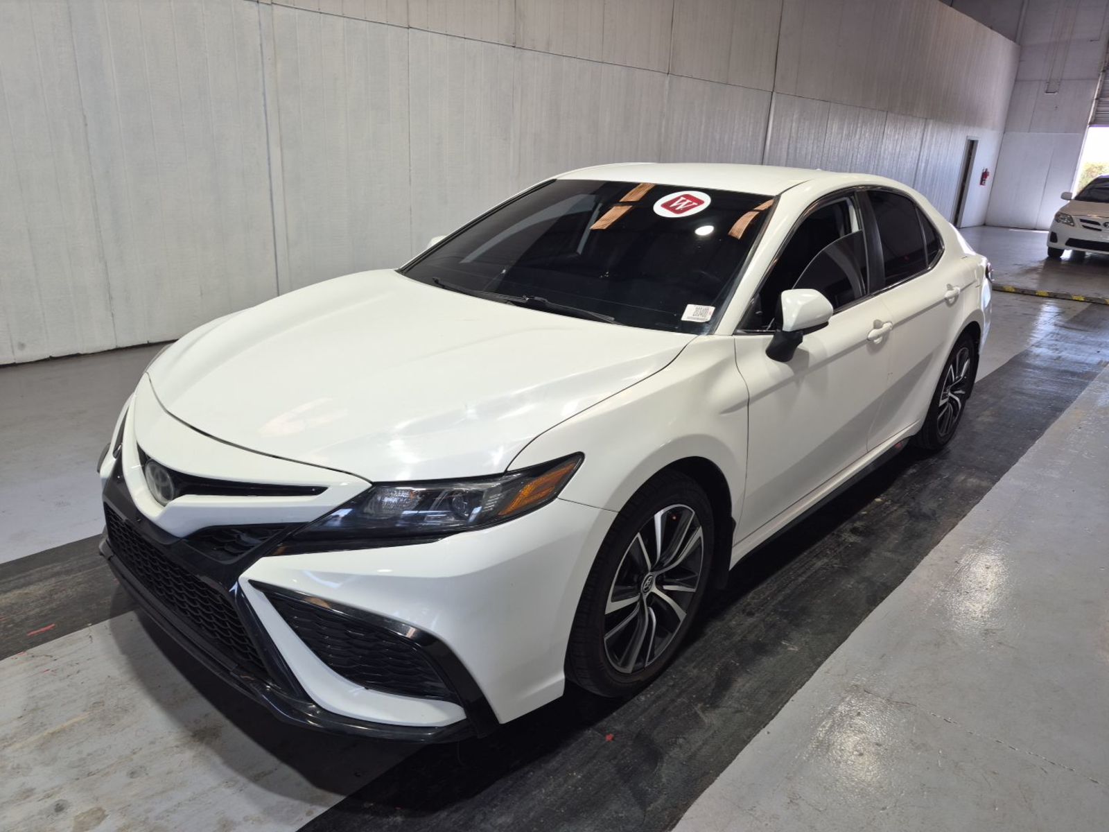 2022 Toyota Camry  SE FWD