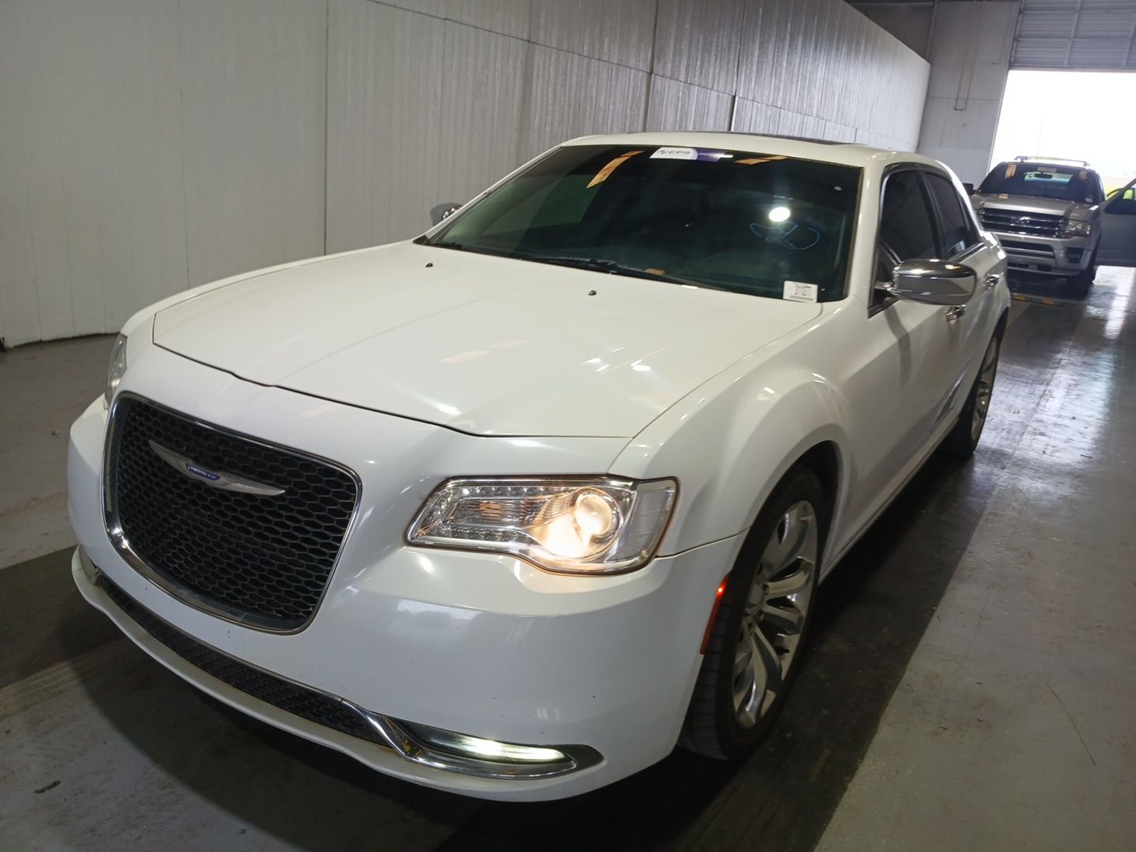 2020 Chrysler 300  Limited RWD