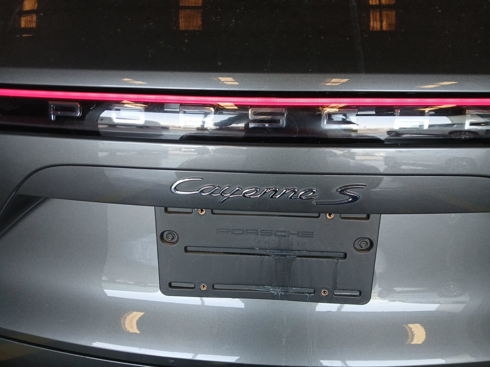2020 Porsche cayenne  S AWD