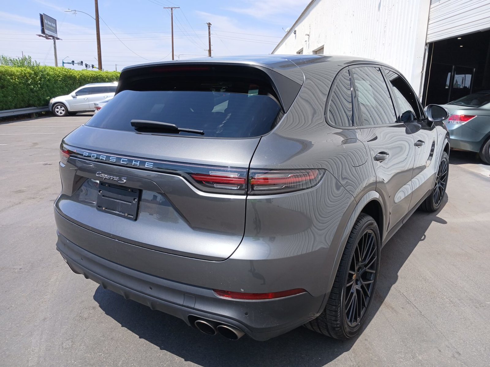 2020 Porsche cayenne  S AWD
