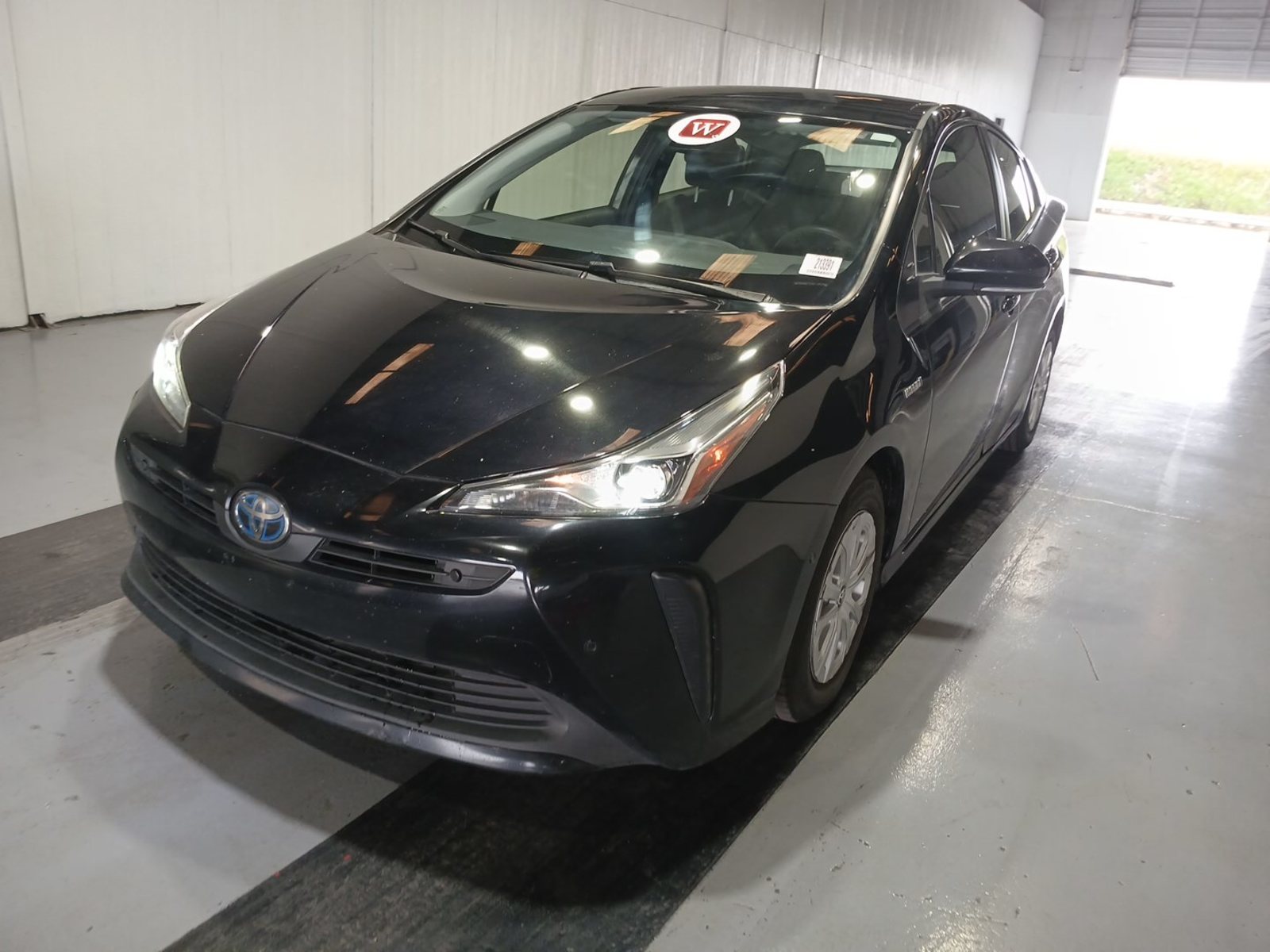 2021 Toyota Prius  LE FWD