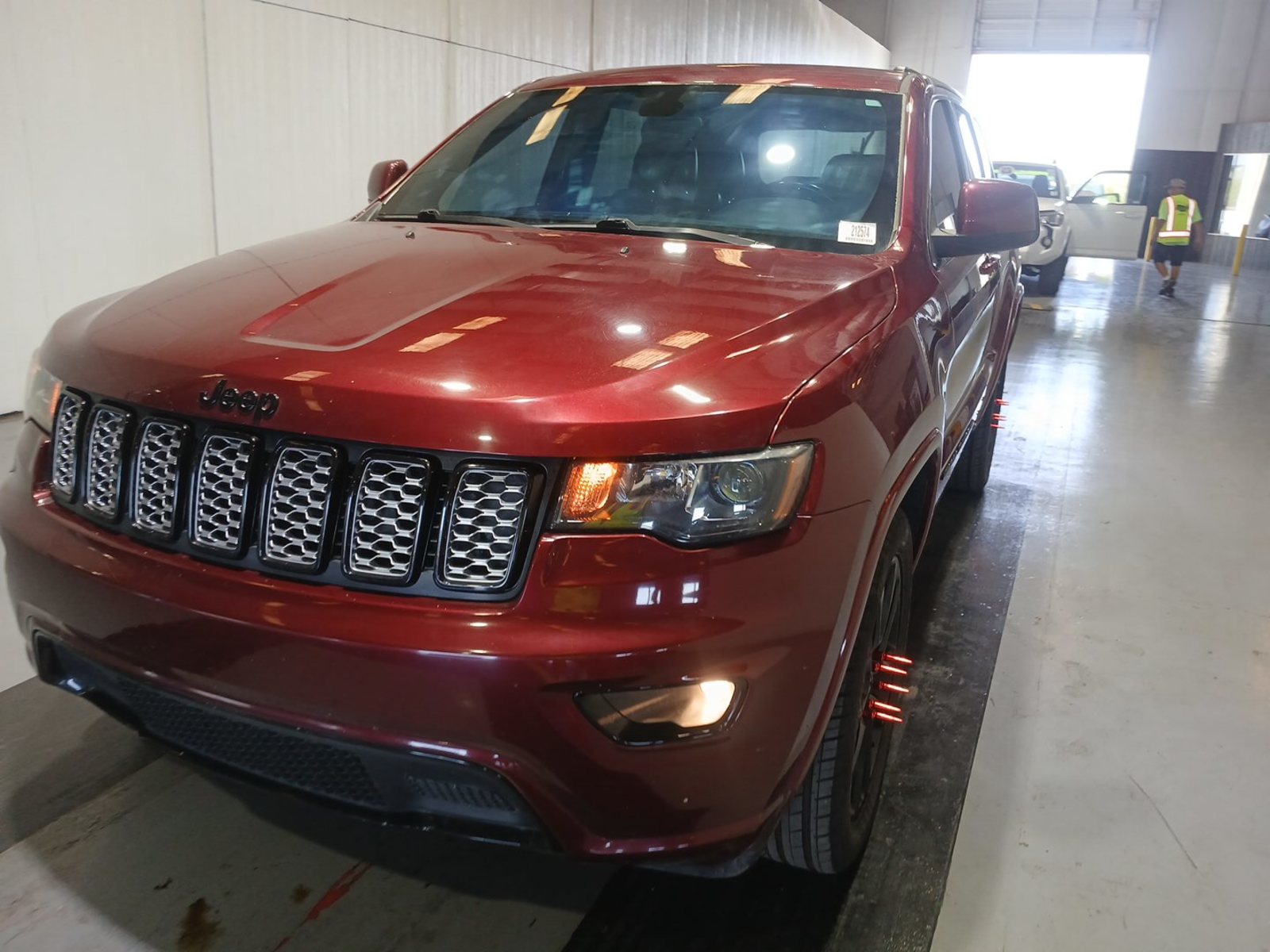 2021 Jeep Grand Cherokee   RWD