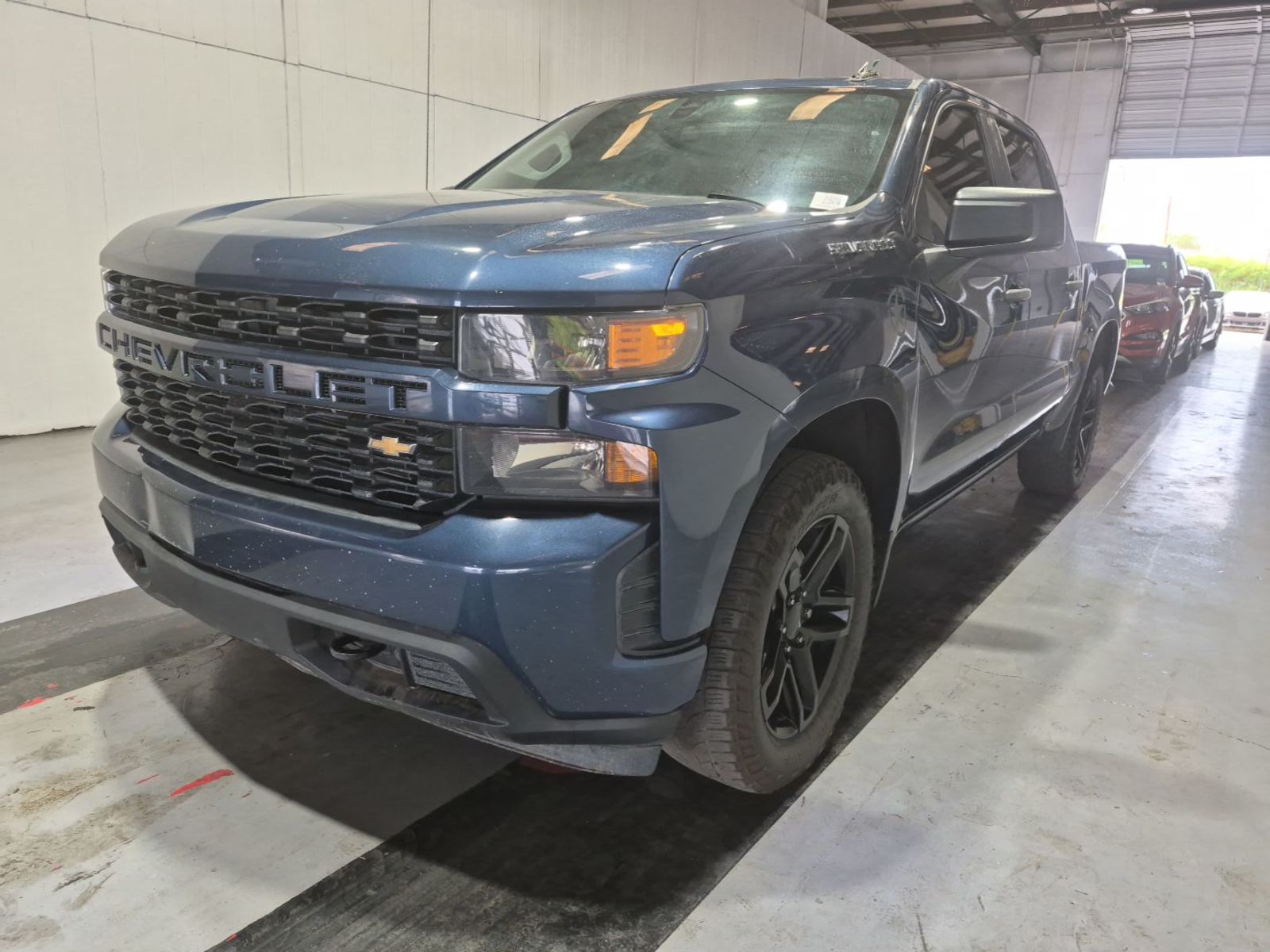 2021 Chevrolet Silverado 1500  Custom AWD