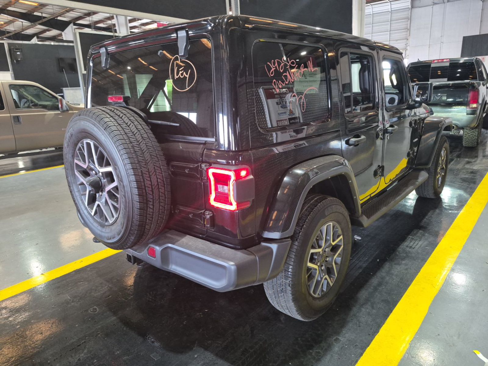 2024 Jeep Wrangler  Sahara AWD