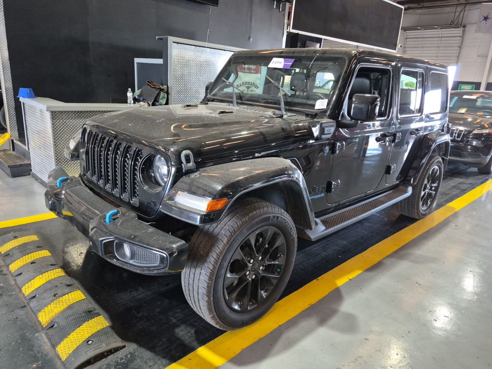 2021 Jeep Wrangler   AWD