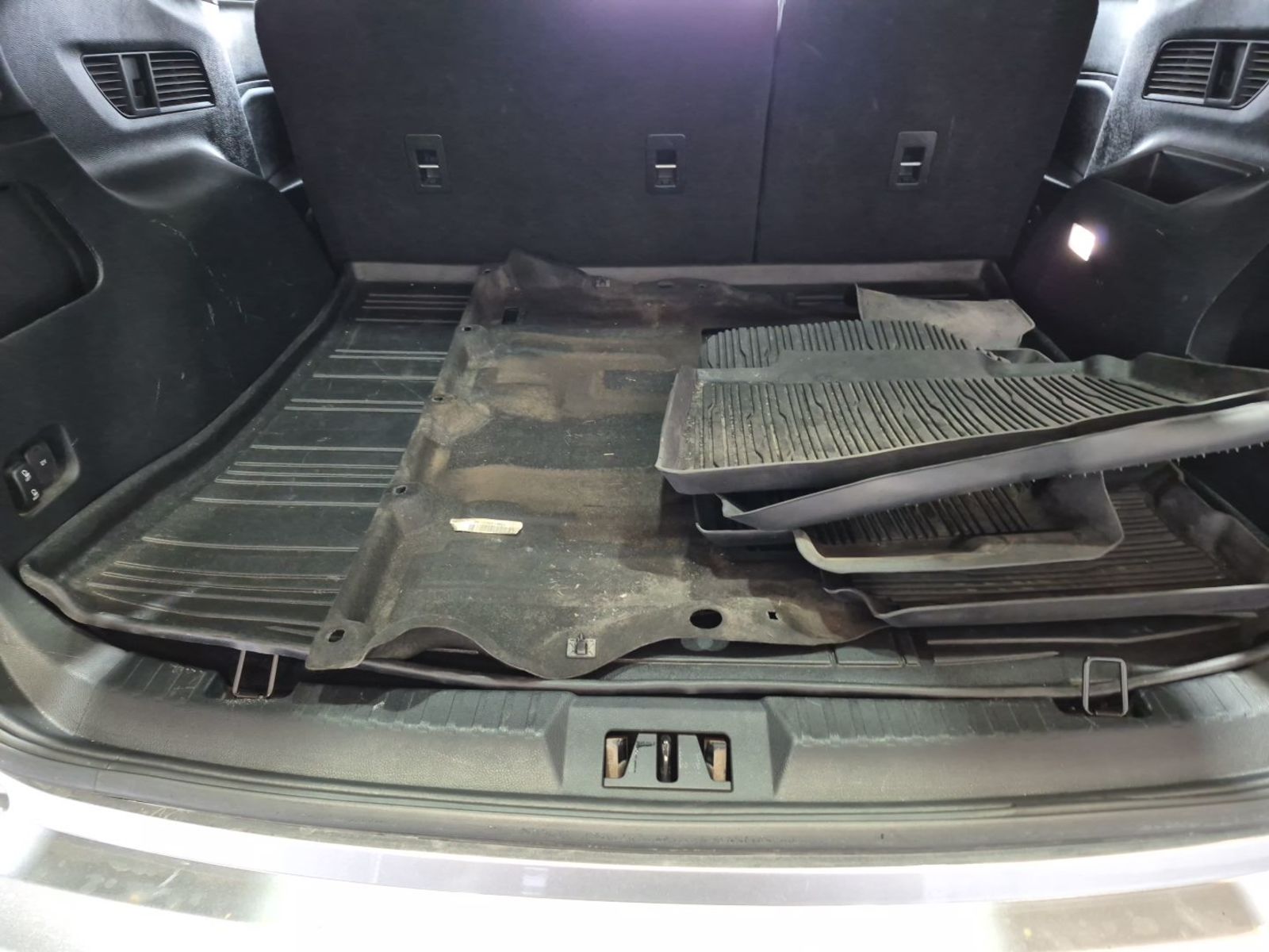 2020 Ford Edge  SEL FWD