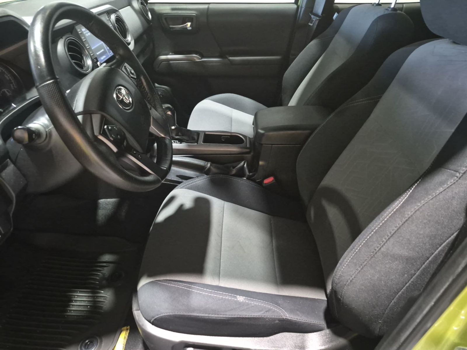 2023 Toyota Tacoma   AWD