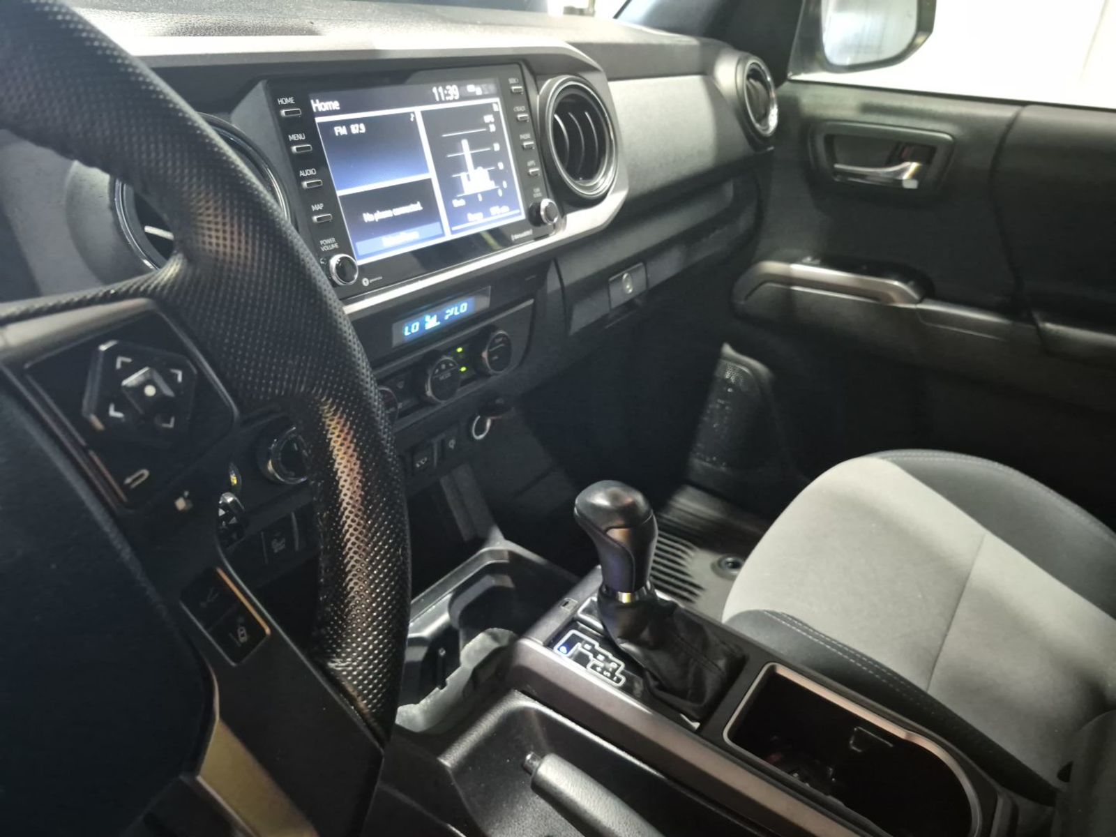 2023 Toyota Tacoma   AWD