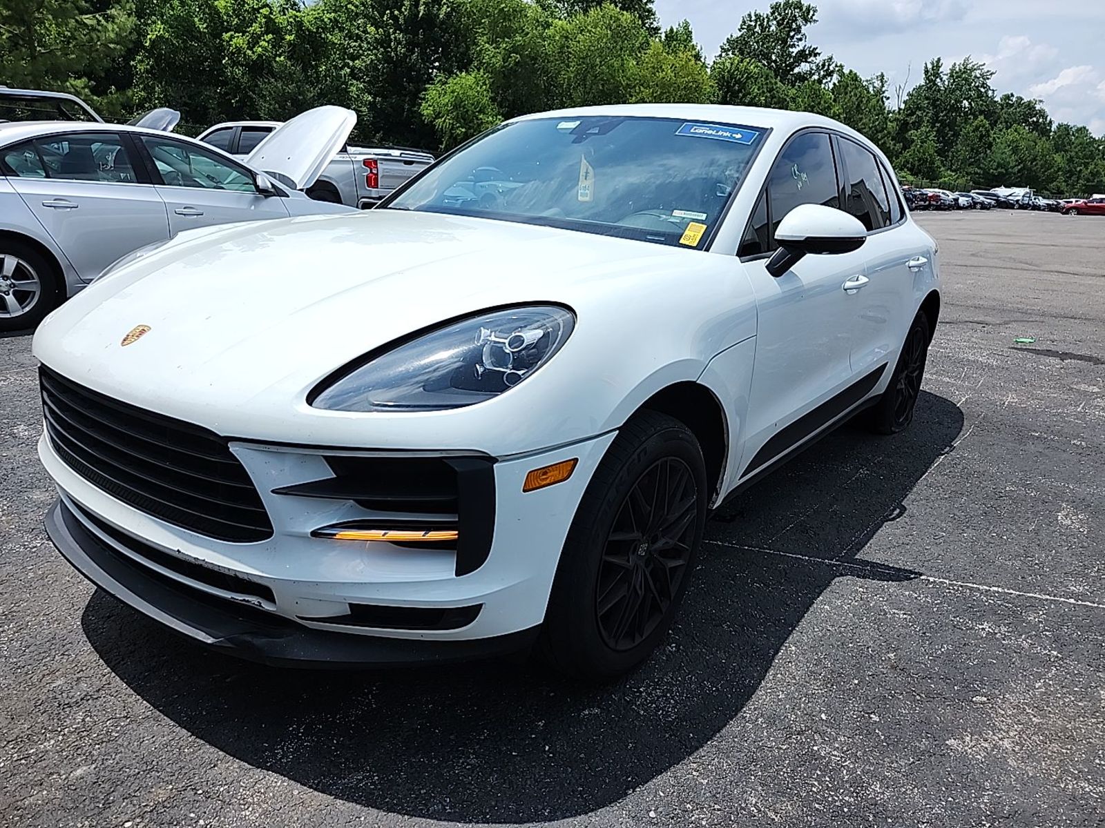 2021 Porsche macan  Base AWD