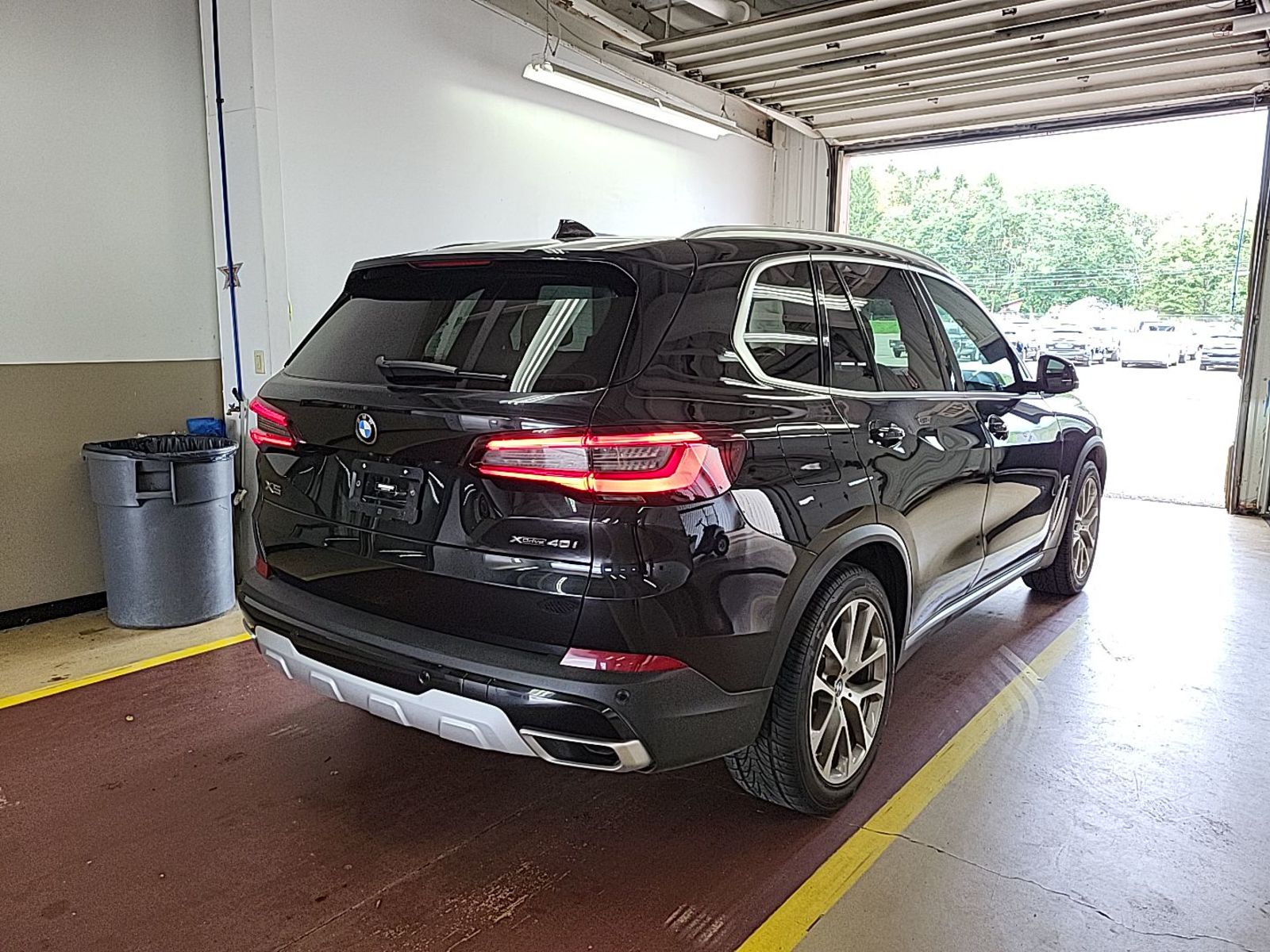2022 BMW X5  XDrive40i AWD