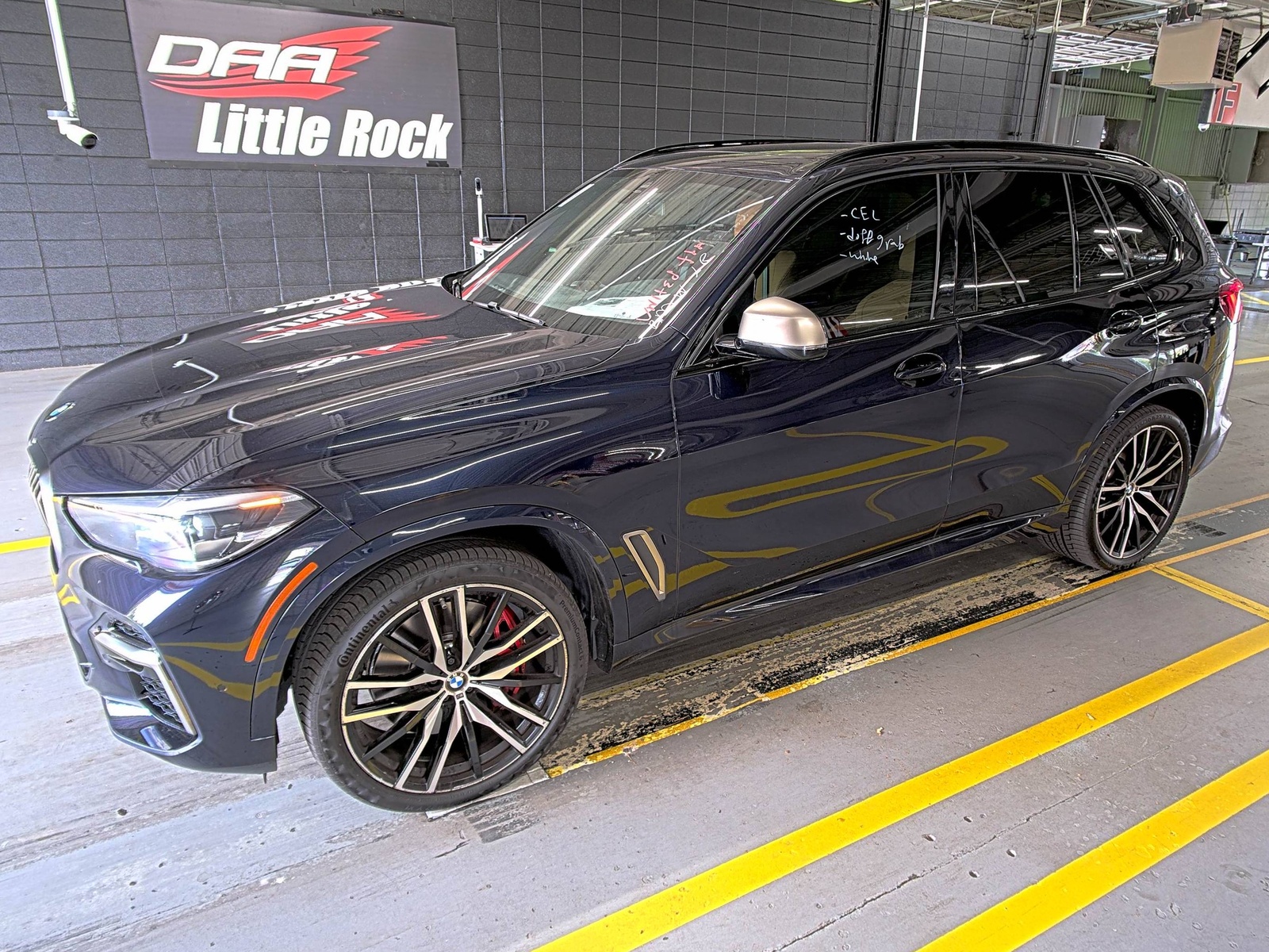 2022 BMW X5  M50i AWD