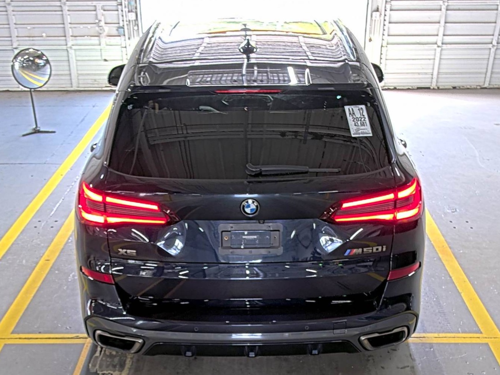 2022 BMW X5  M50i AWD