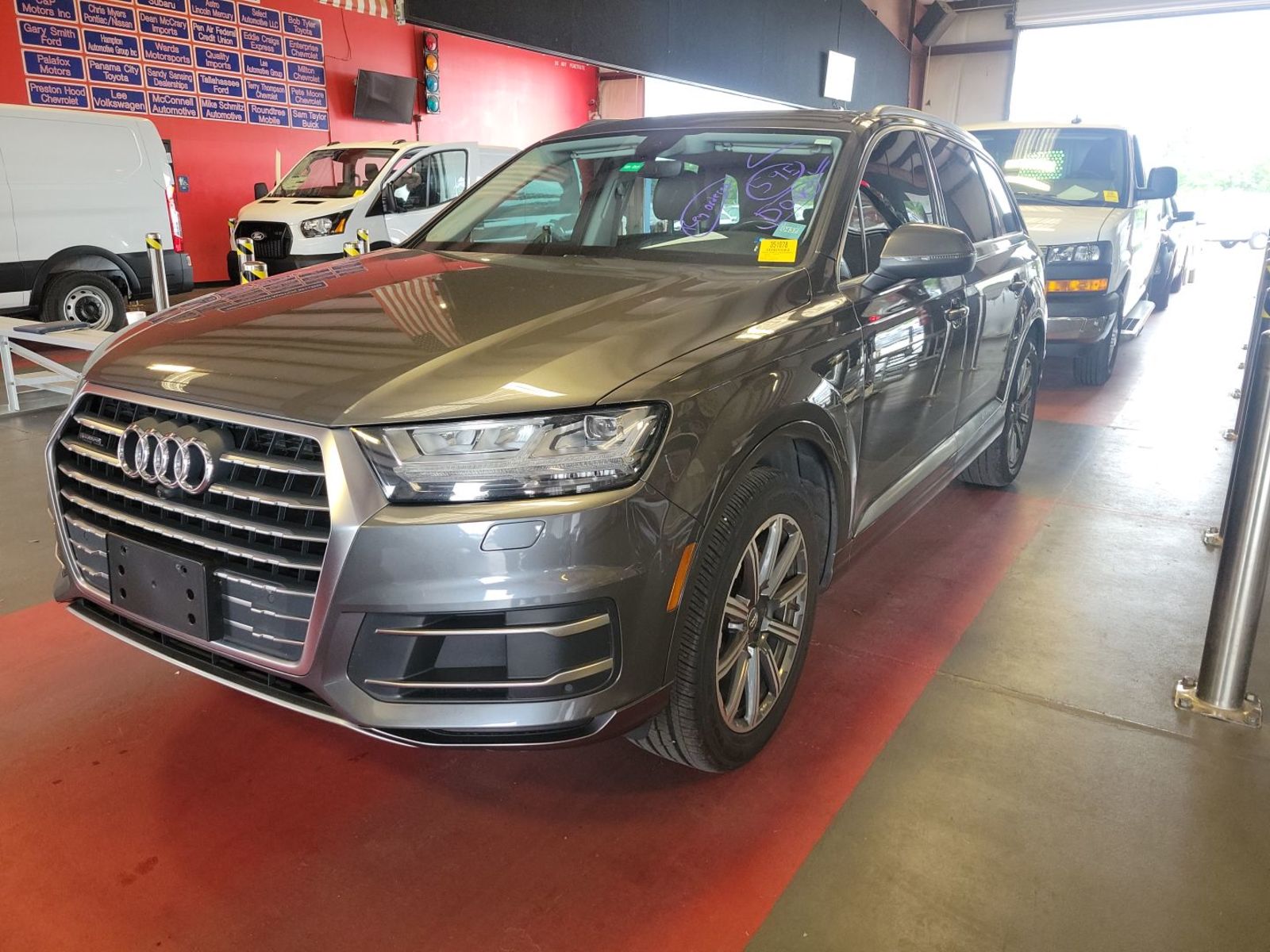 2019 Audi Q7  Premium Plus AWD
