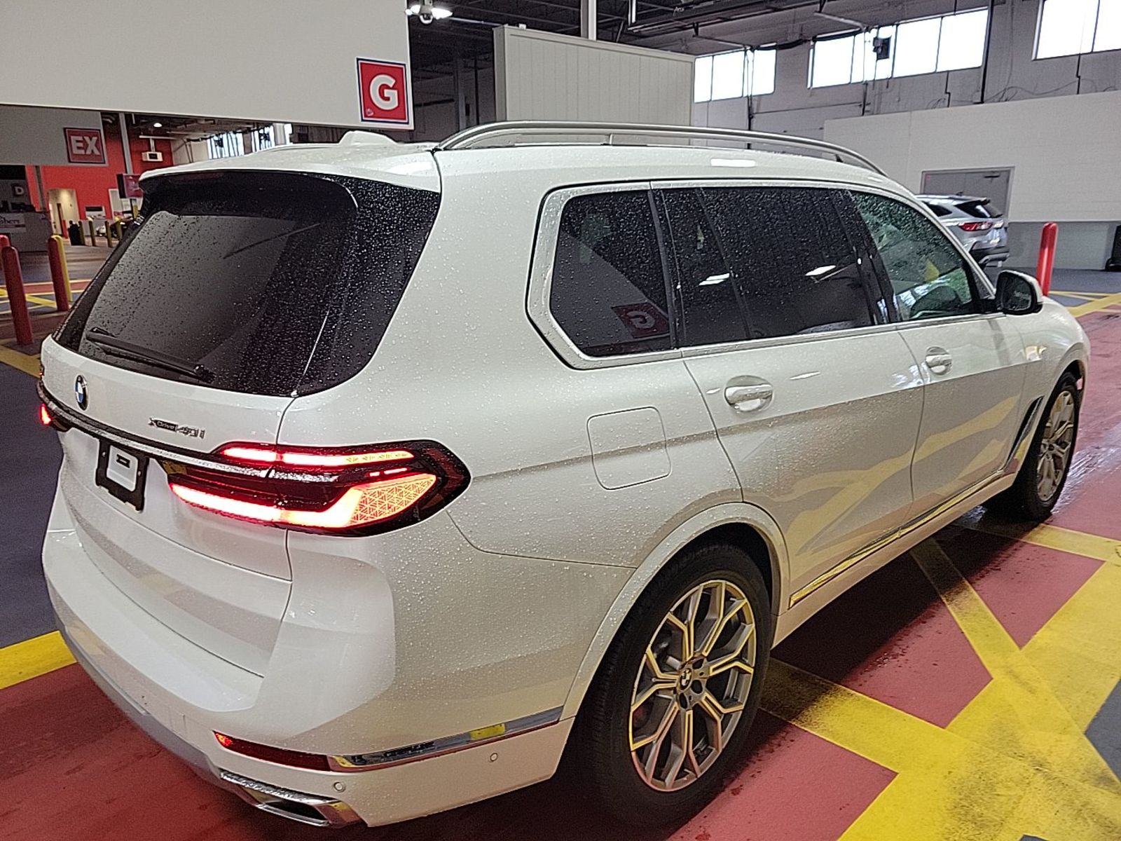 2025 BMW X7  XDrive40i AWD