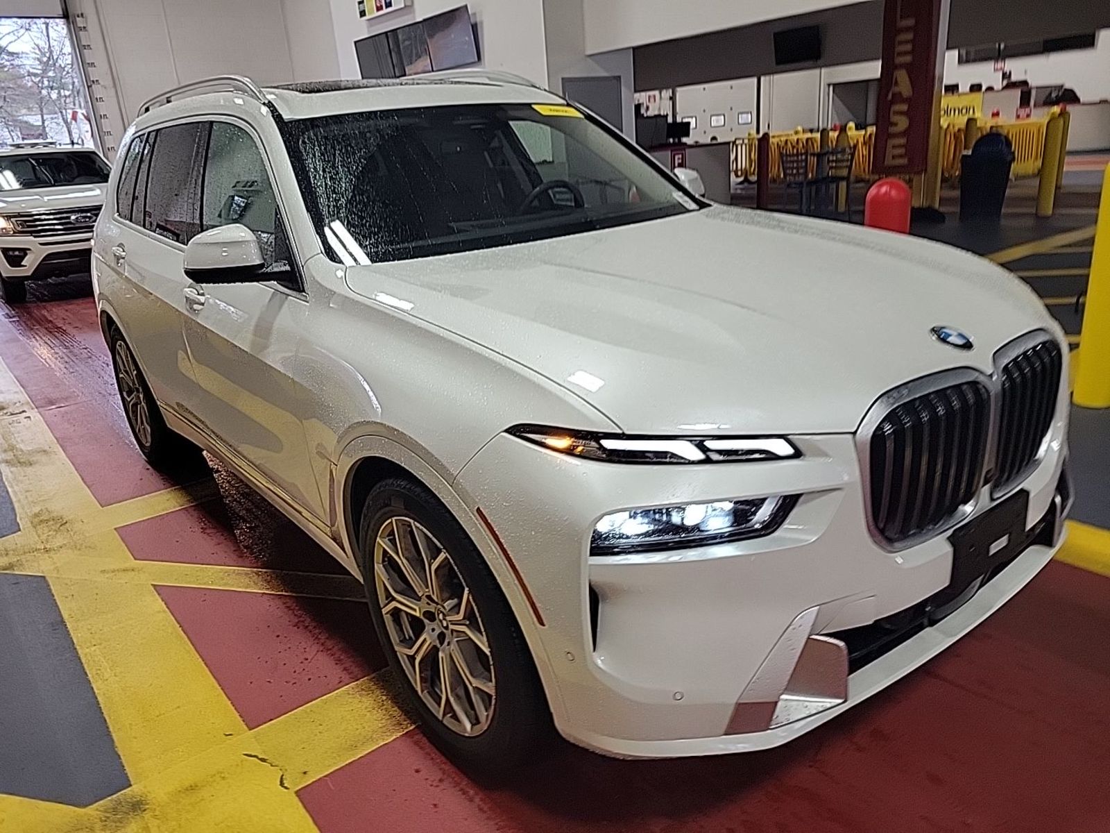 2025 BMW X7  XDrive40i AWD