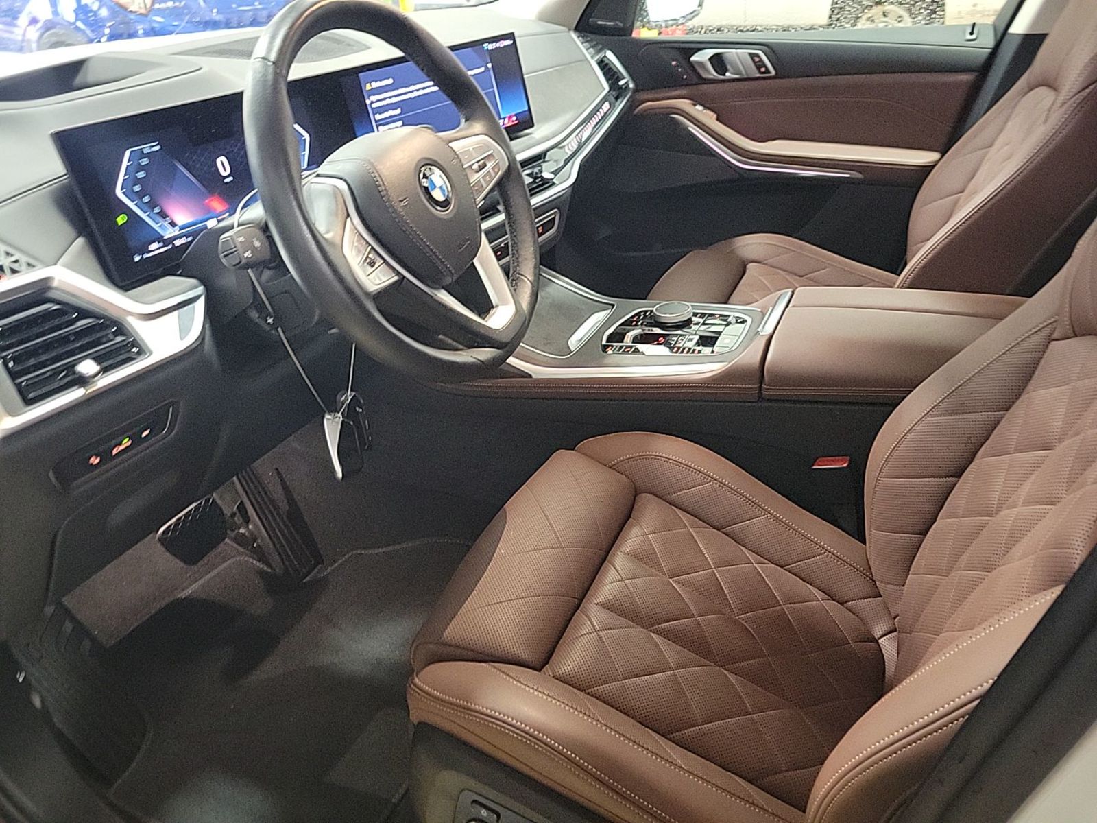 2025 BMW X7  XDrive40i AWD