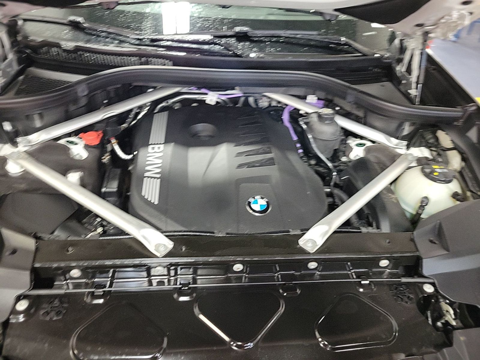 2025 BMW X7  XDrive40i AWD