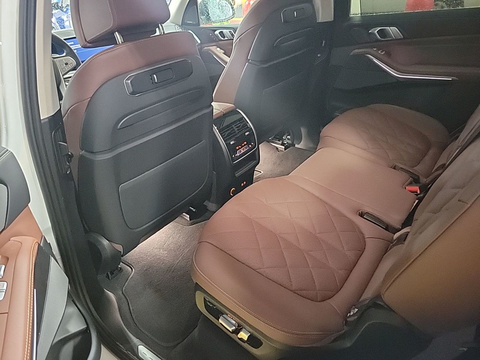 2025 BMW X7  XDrive40i AWD