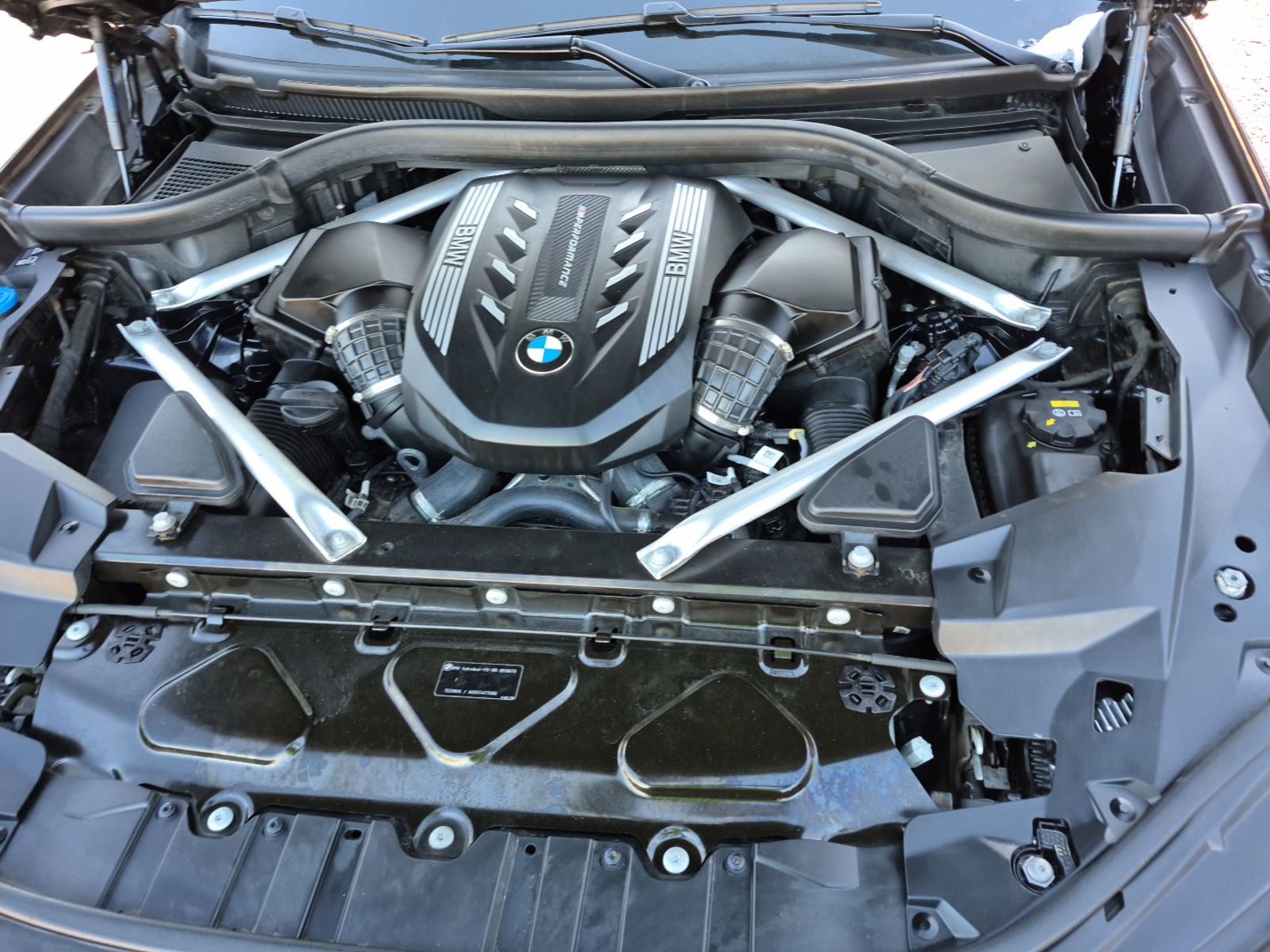 2020 BMW X5  M50i AWD