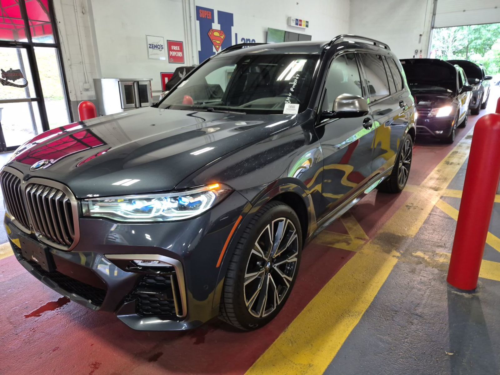 2022 BMW X7  M50i AWD