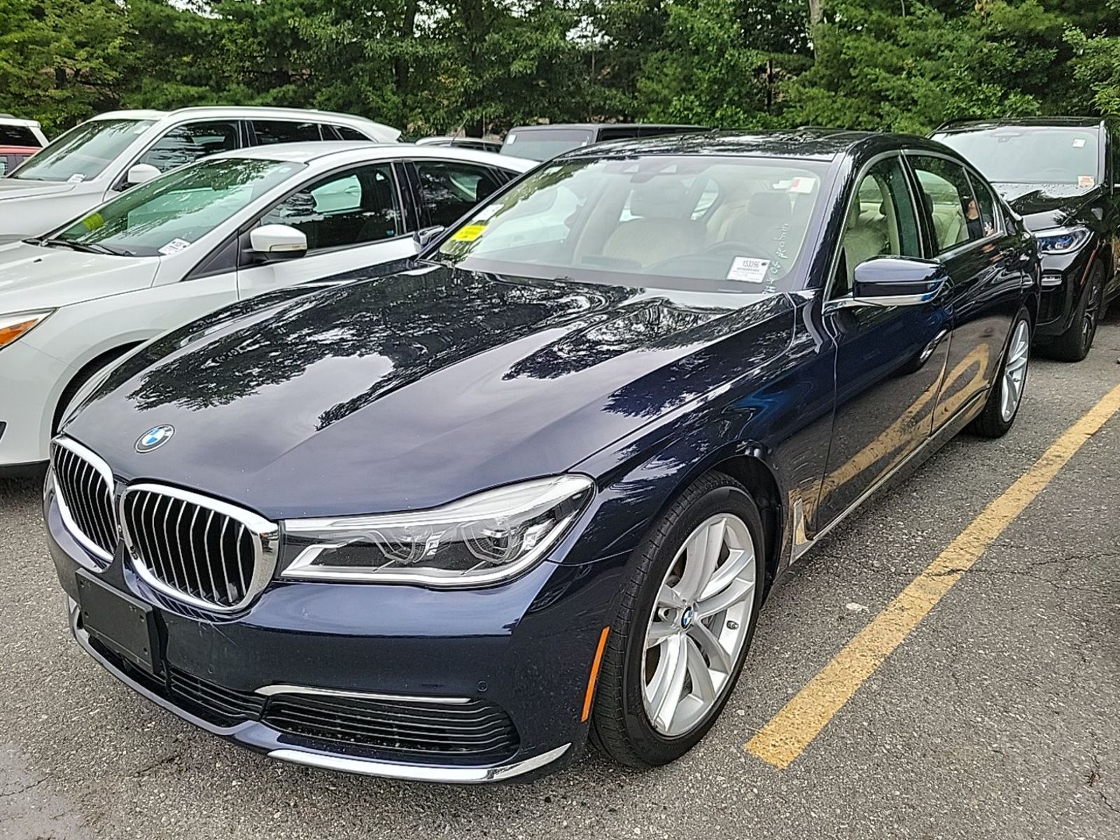 2019 BMW 7-Series  750i RWD