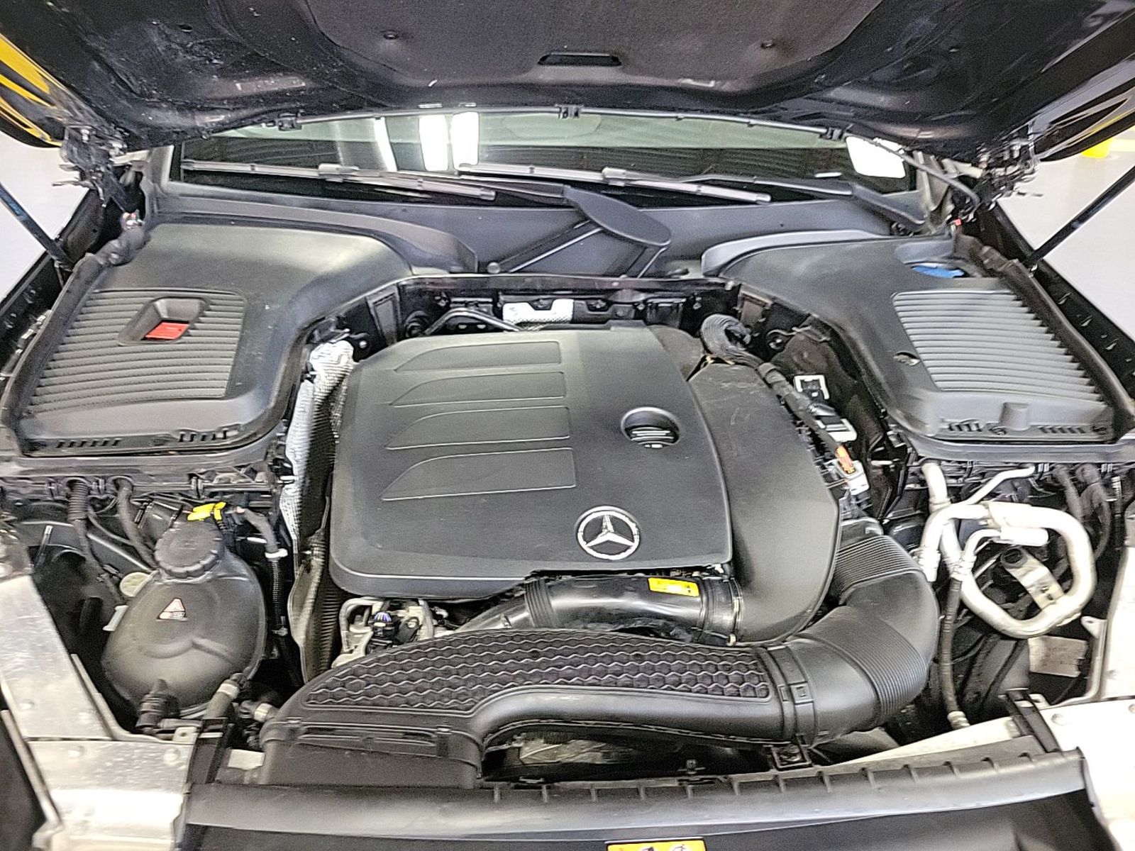 2022 Mercedes-Benz GLC   AWD