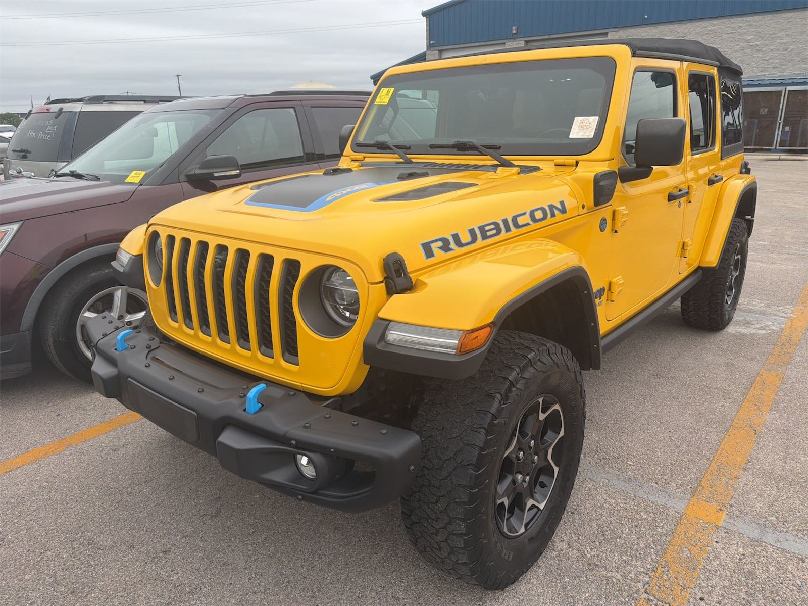 2021 Jeep Wrangler   AWD