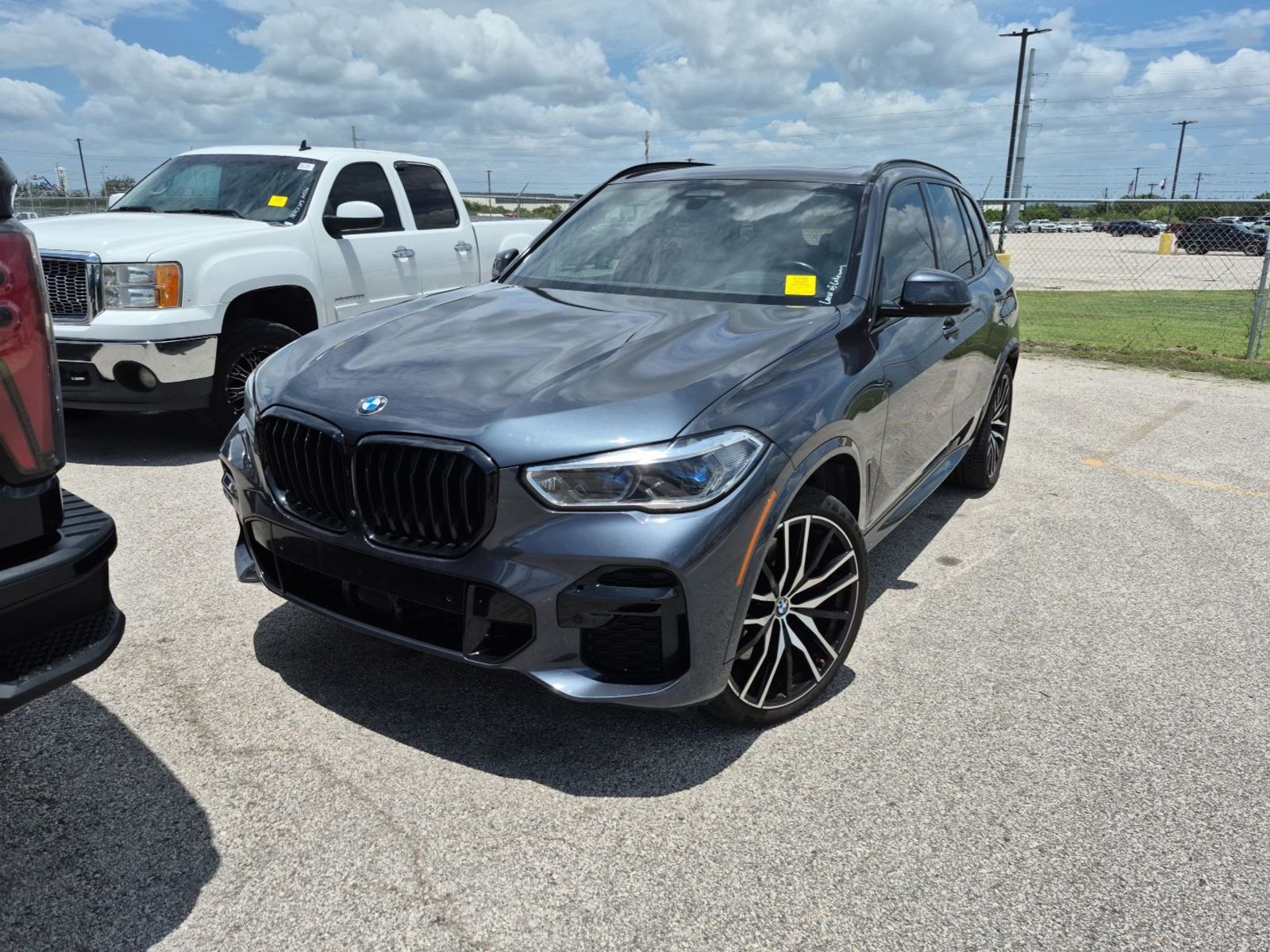 2022 BMW X5  M50i AWD
