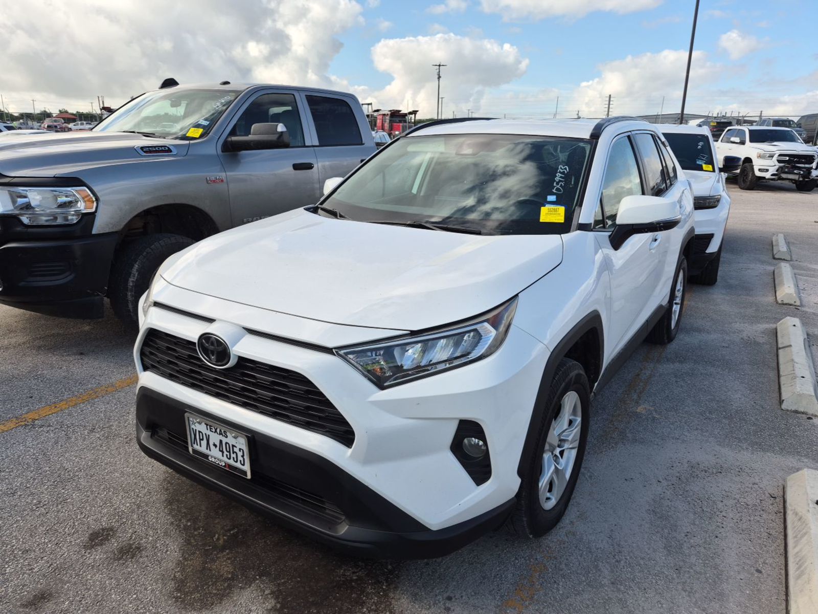 2020 Toyota RAV4  XLE FWD