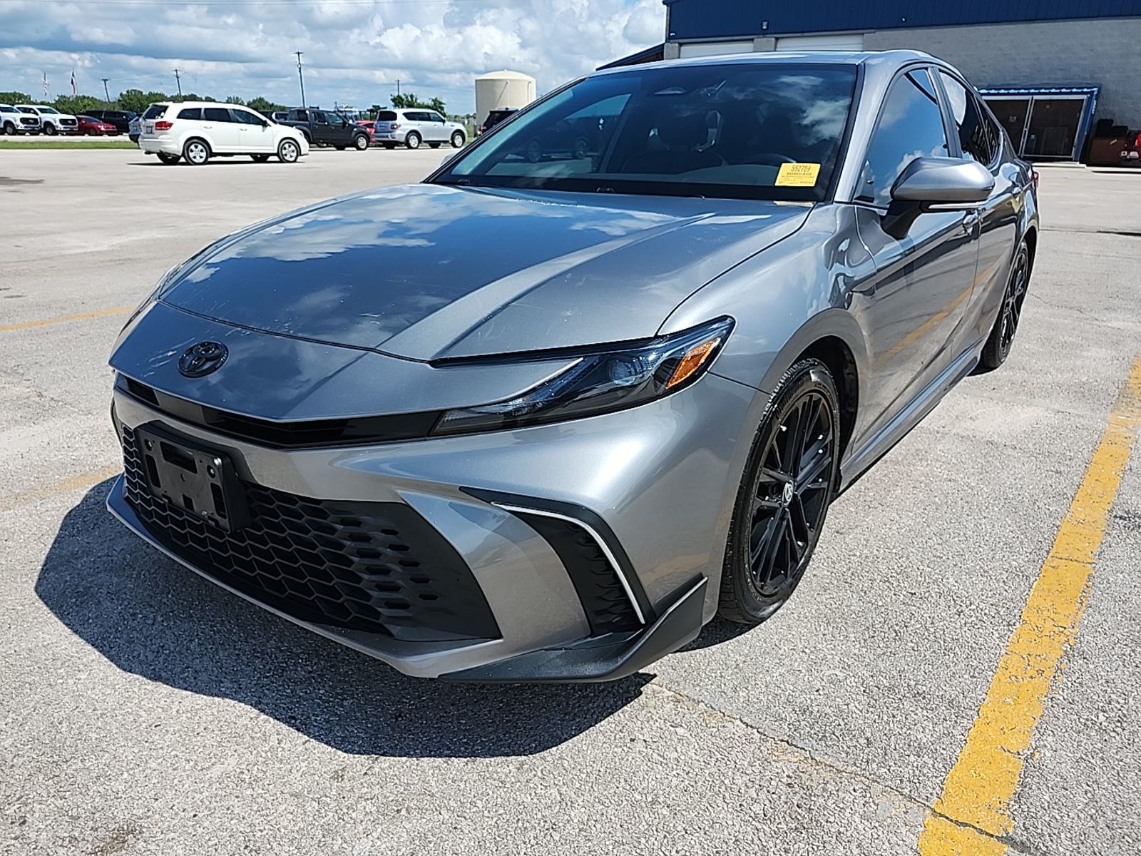 2025 Toyota Camry   FWD