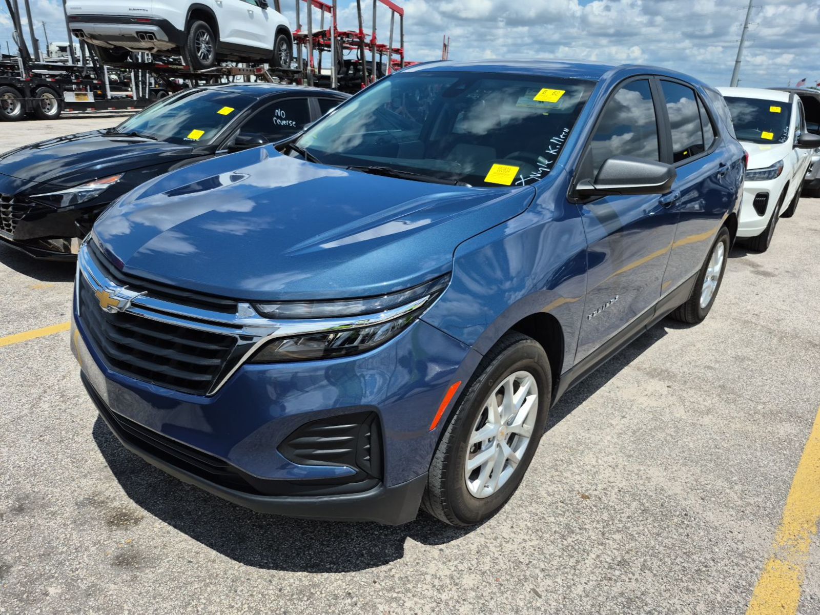 2024 Chevrolet Equinox  LS FWD