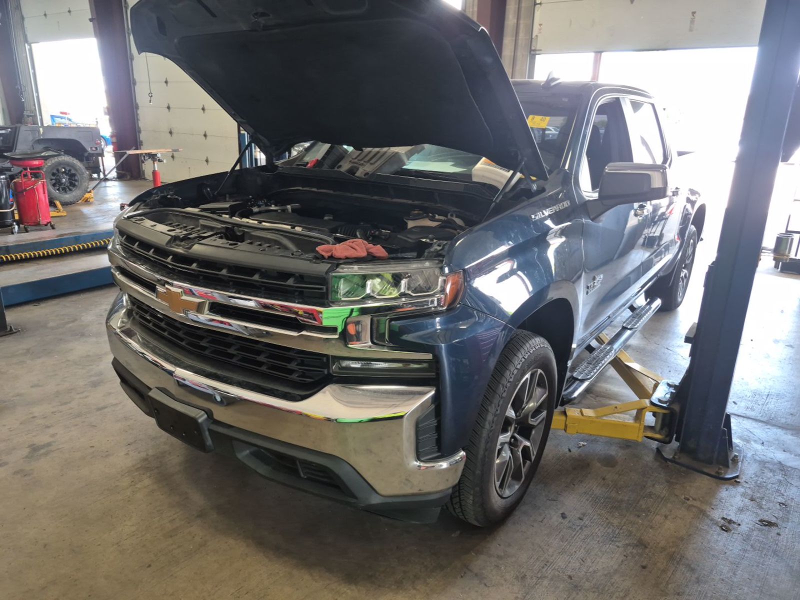 2020 Chevrolet Silverado 1500  LT RWD