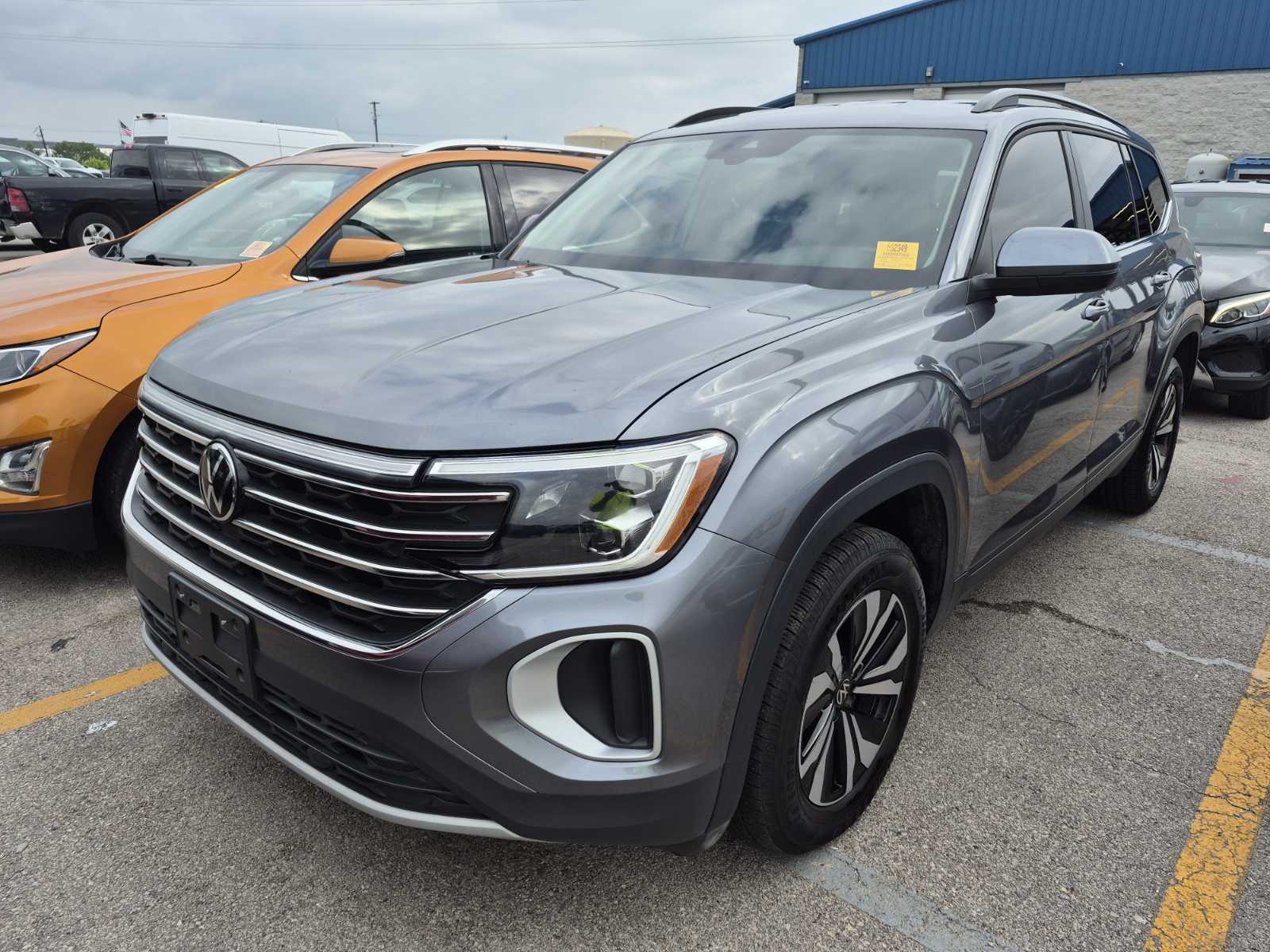 2024 Volkswagen Atlas   FWD