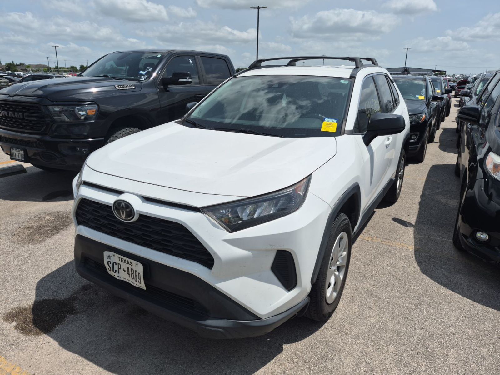 2019 Toyota RAV4  LE FWD