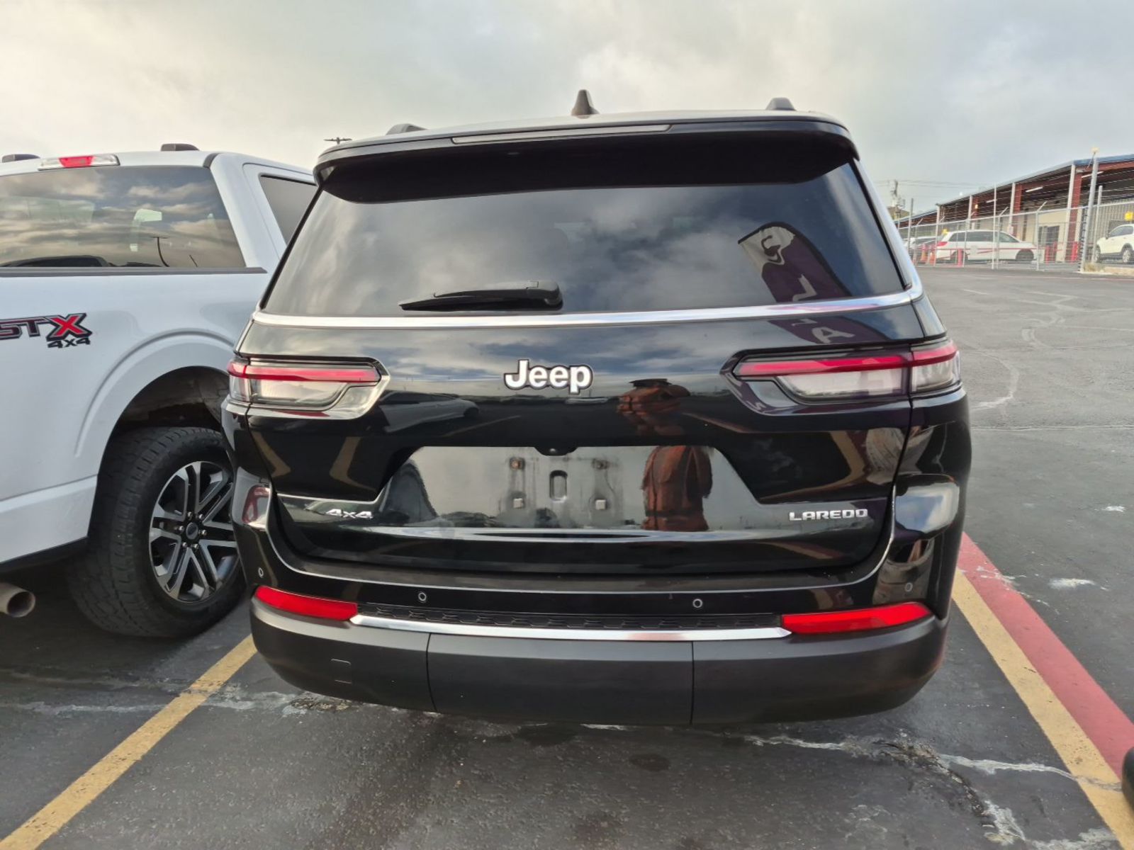 2023 Jeep Grand Cherokee  Laredo AWD