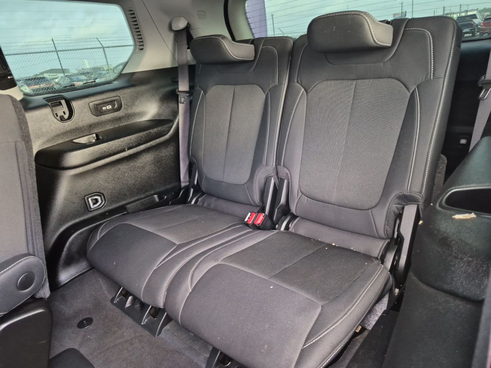 2023 Jeep Grand Cherokee  Laredo AWD